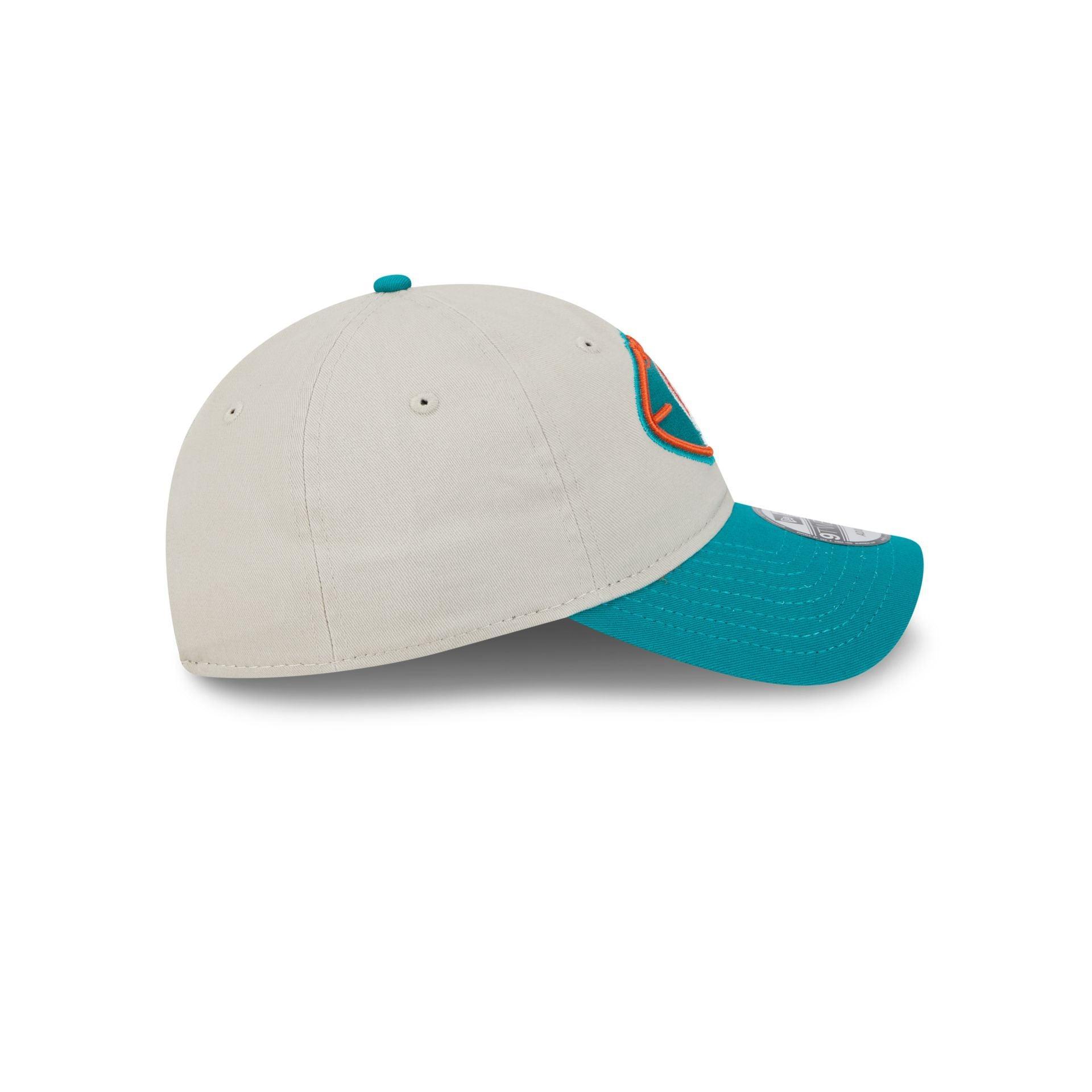 Buffalo Bills 2024 Historic Sideline 9TWENTY Adjustable Hat Male Product Image