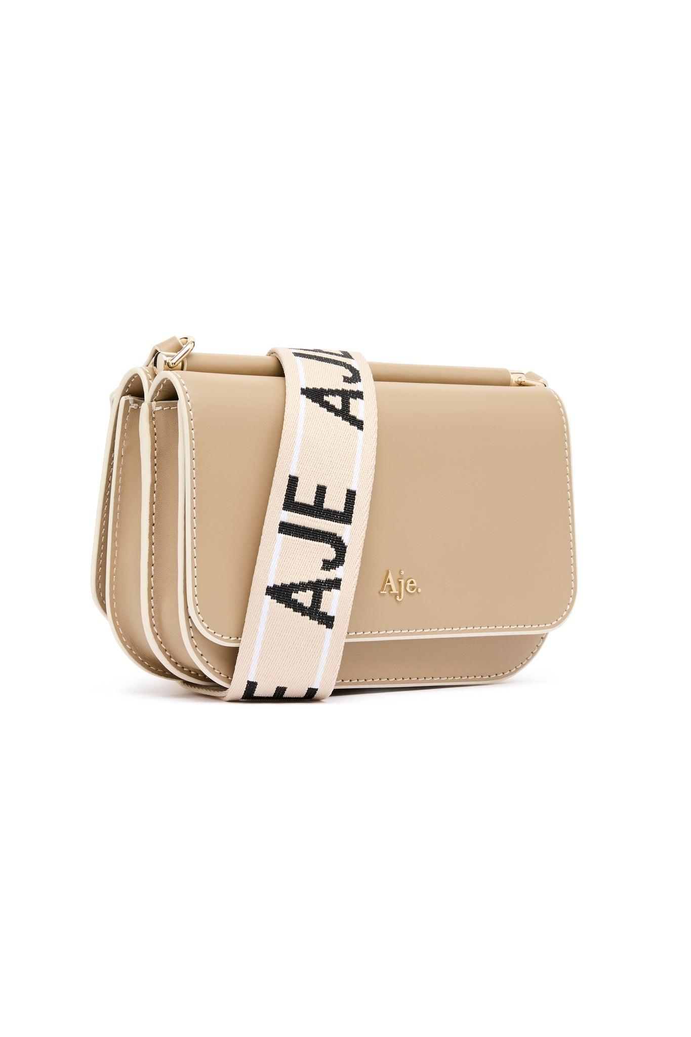 Nova Crossbody Bag Product Image