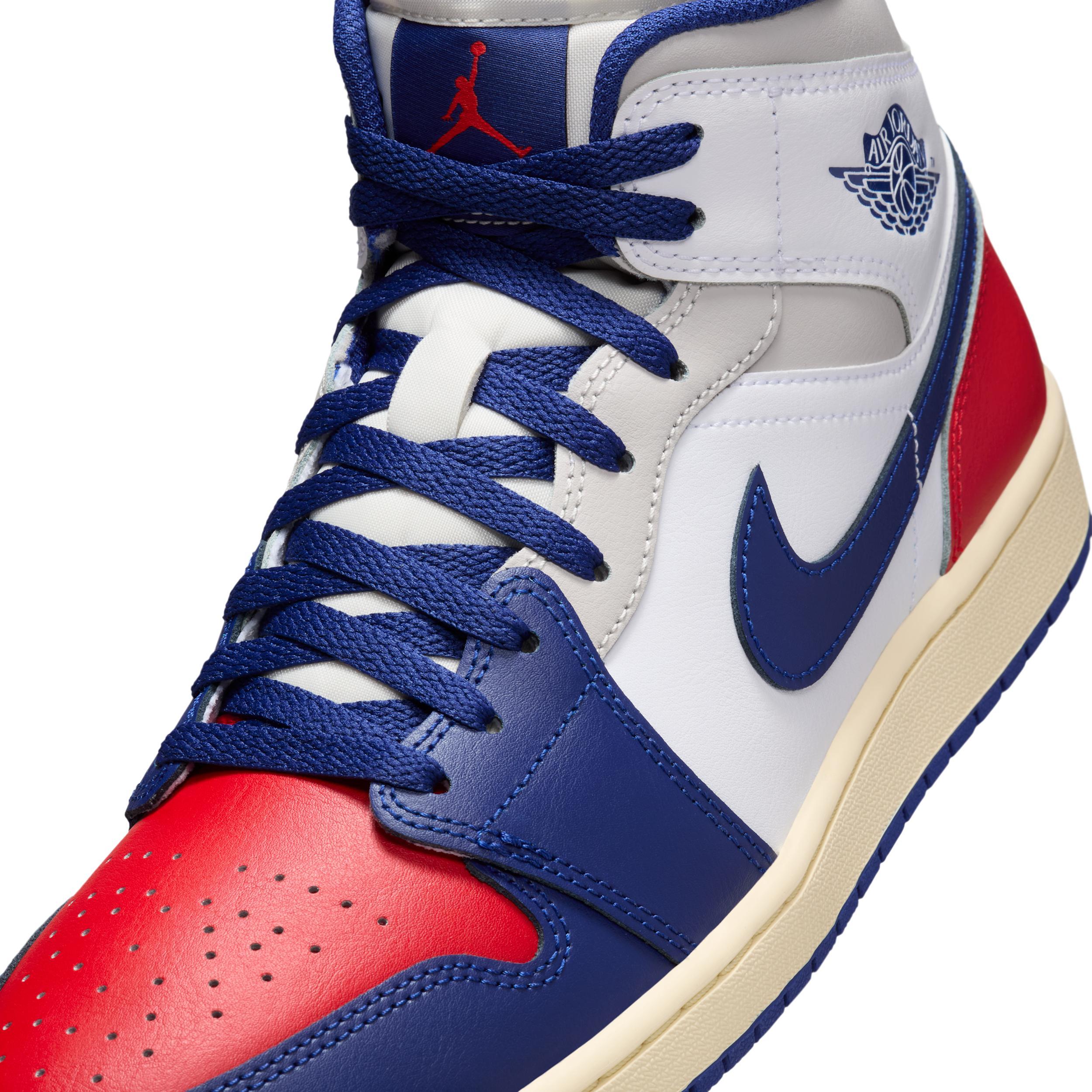 Air Jordan 1 Mid Men's Shoes Product Image