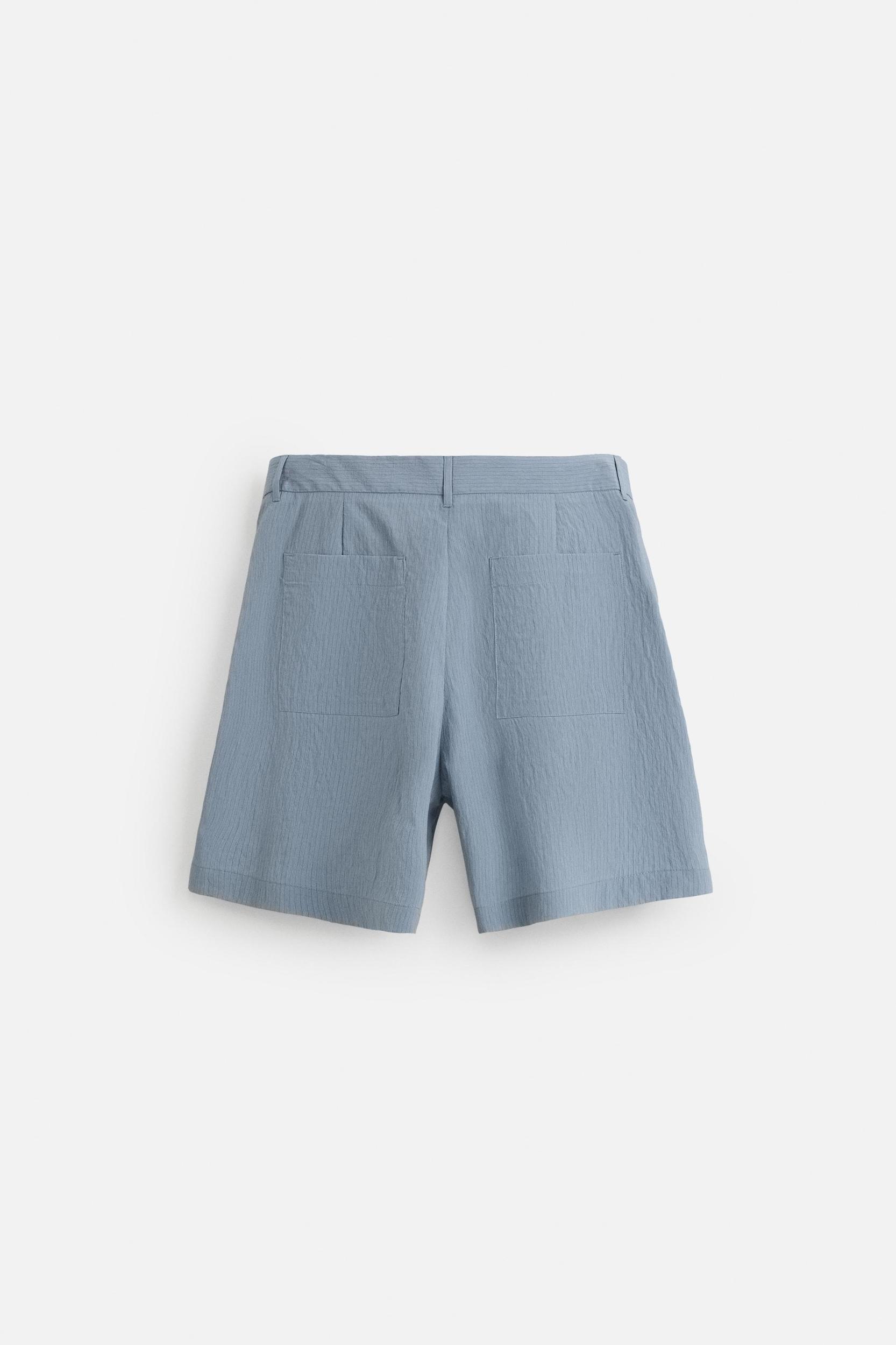 STRIPED CRINKLED EFFECT BERMUDA SHORTS Product Image