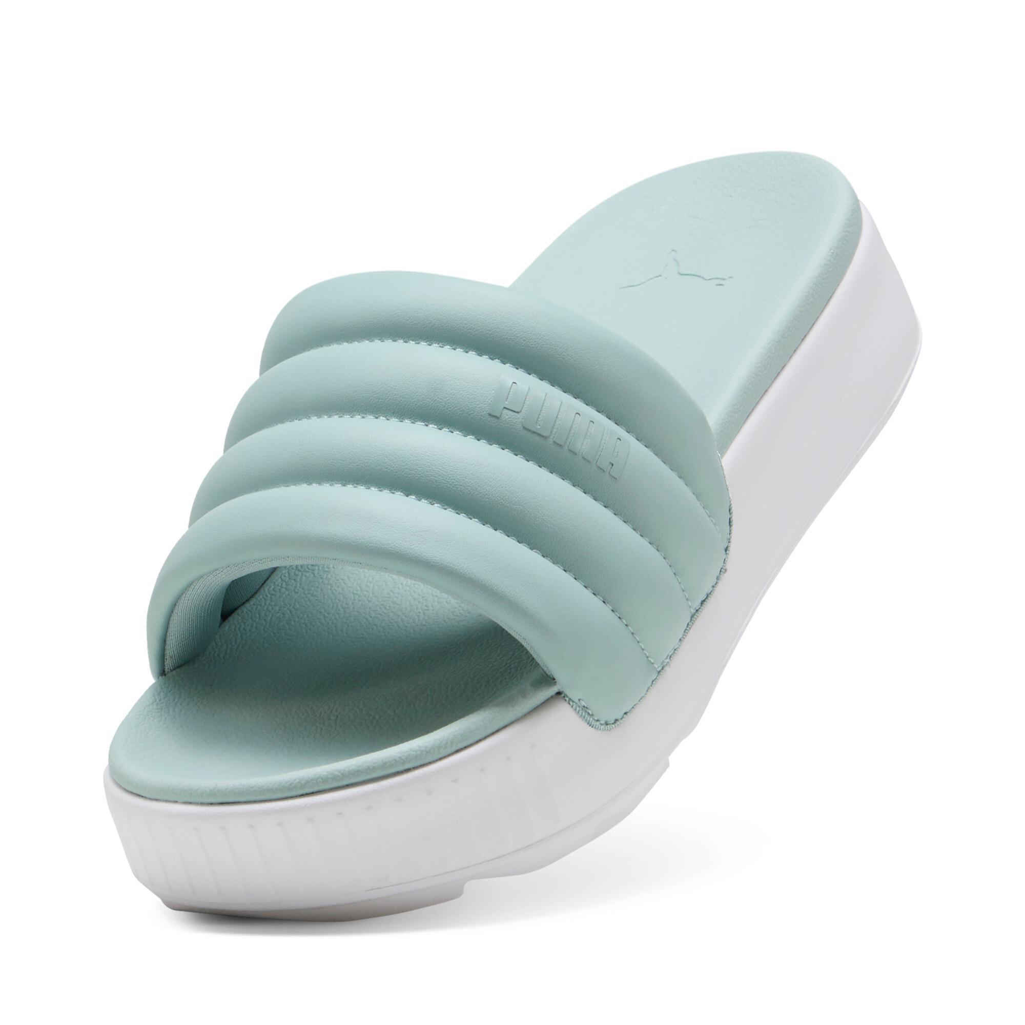 Karmen Puffy Women's Slides Product Image