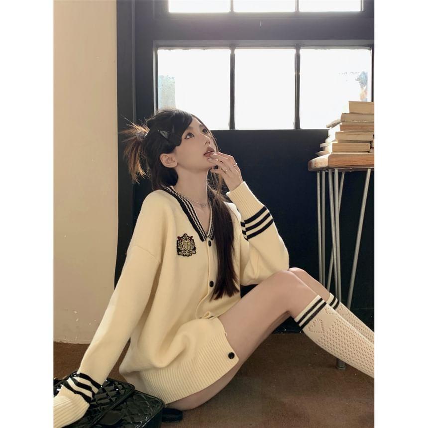 V-Neck Embroidered Striped Trim Button-Up Cardigan Product Image