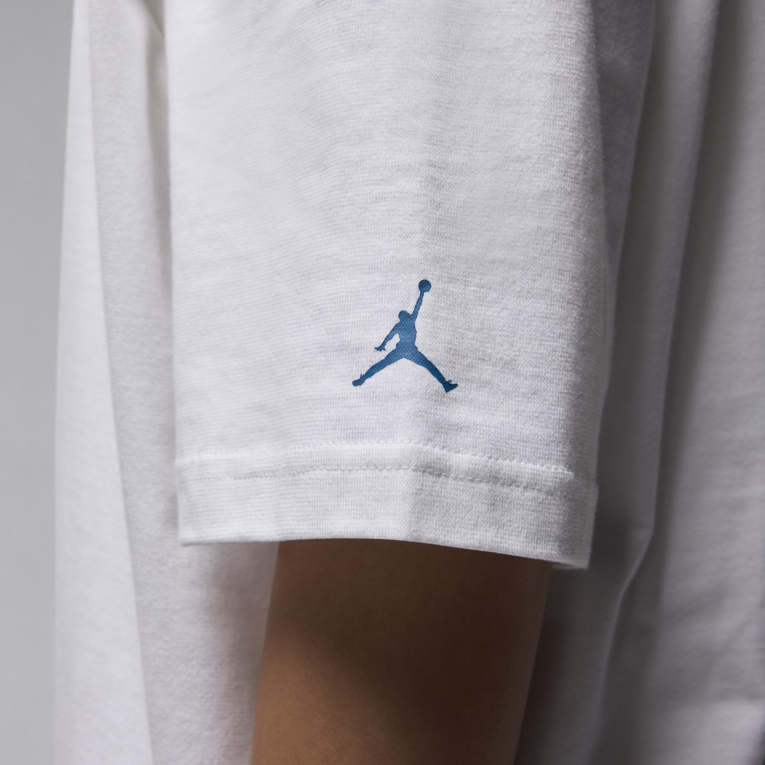 Jordan Womens Jordan GFX OS 2 Short Sleeve T-Shirt - Womens Product Image