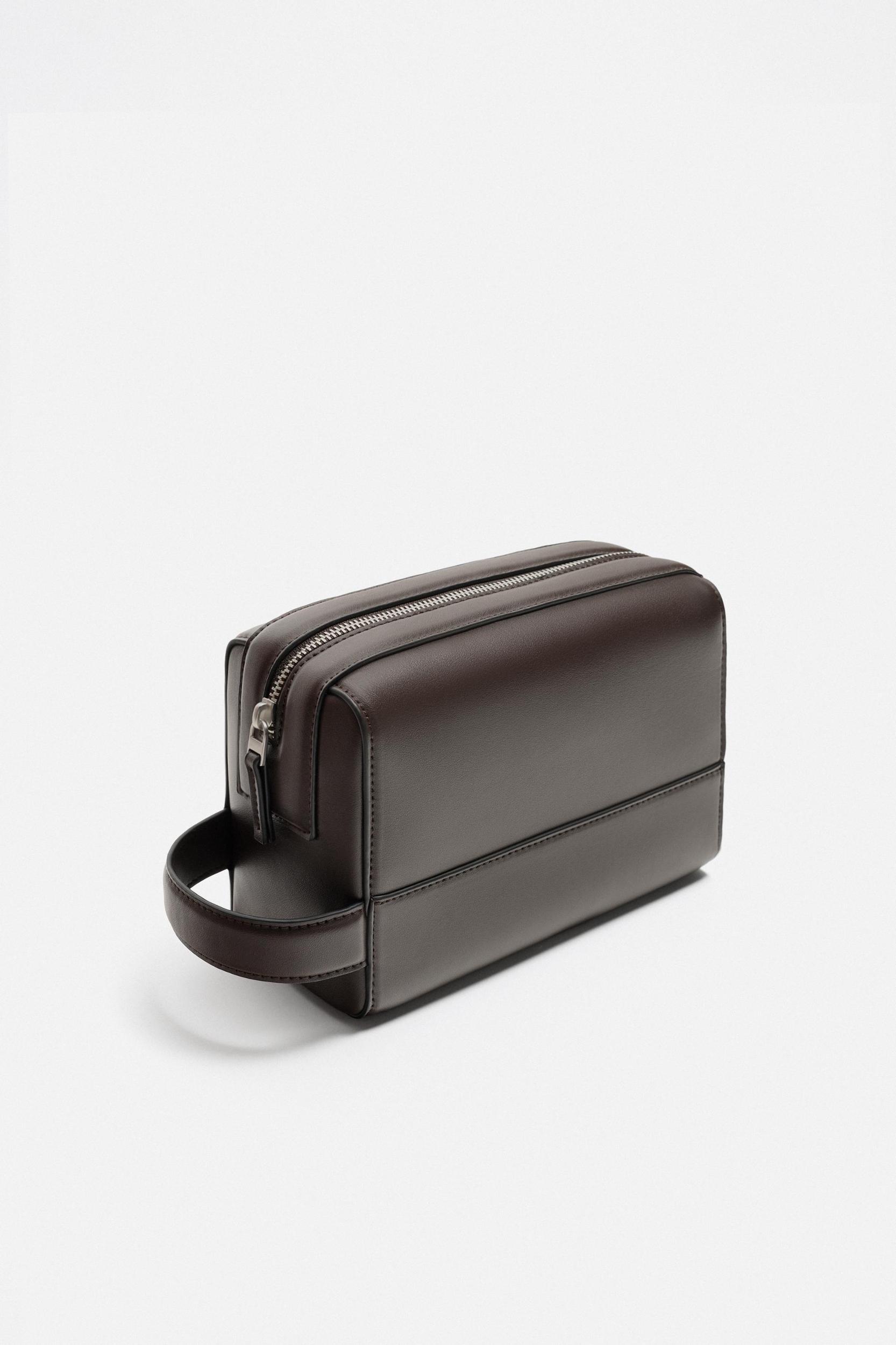 PLAIN TOILETRY BAG Product Image