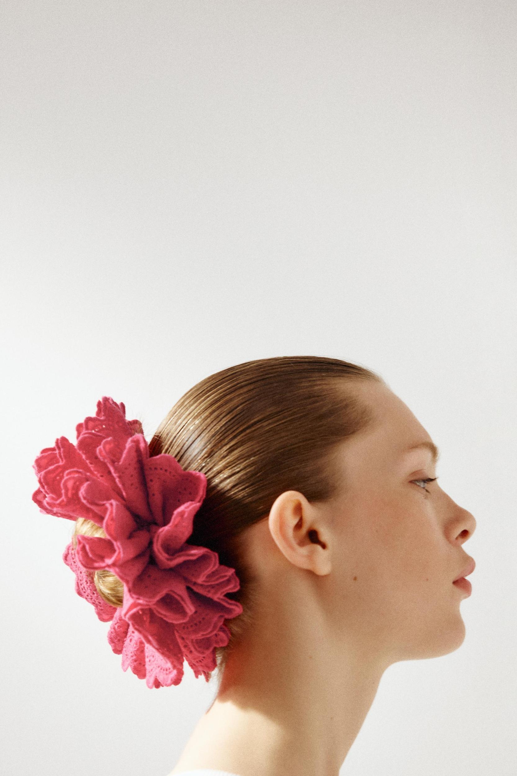 EMBROIDERED COTTON MAXI SCRUNCHIE Product Image
