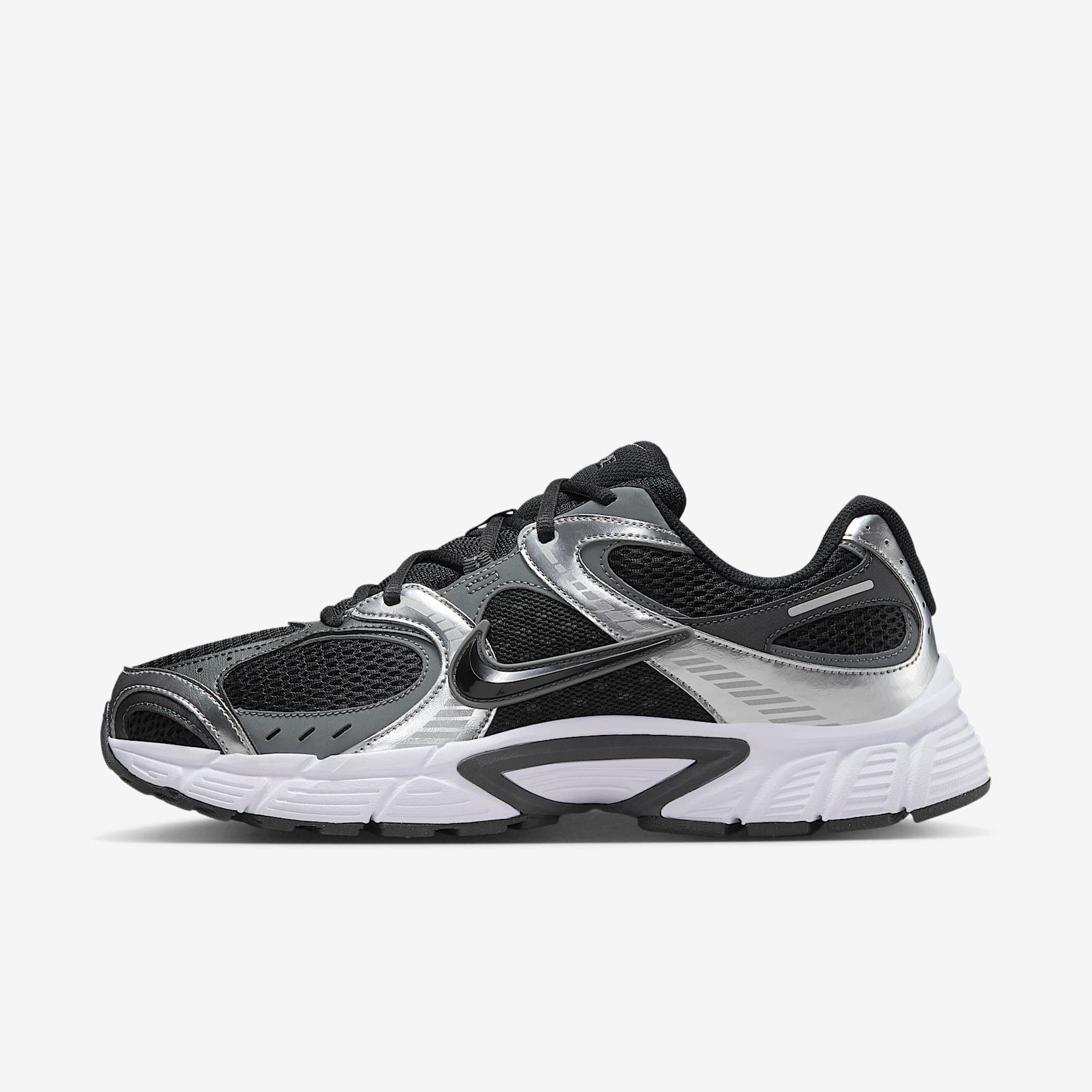 Nike V5 RNR Men's Shoes Product Image
