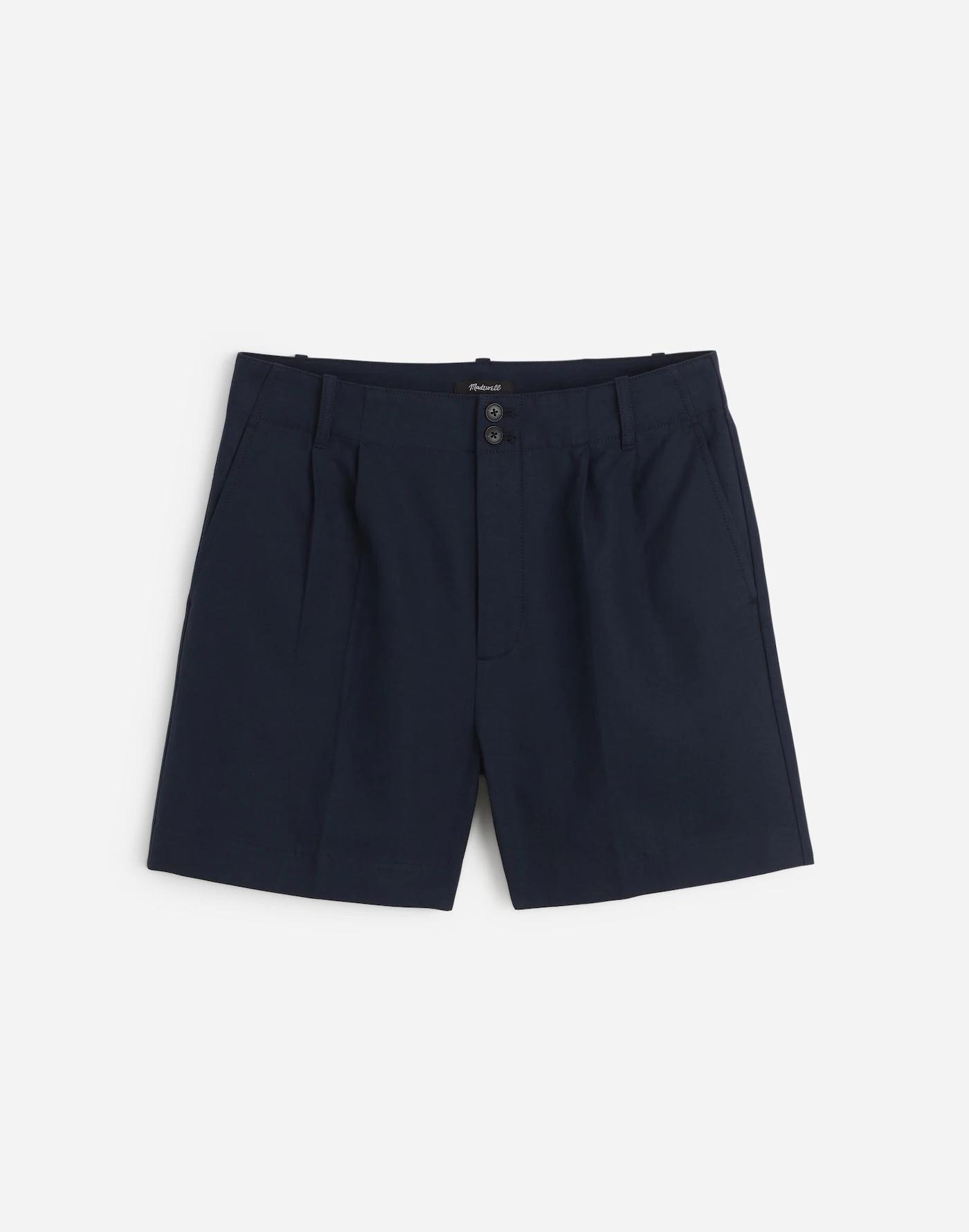 The Drapey Twill Pleated Short Product Image