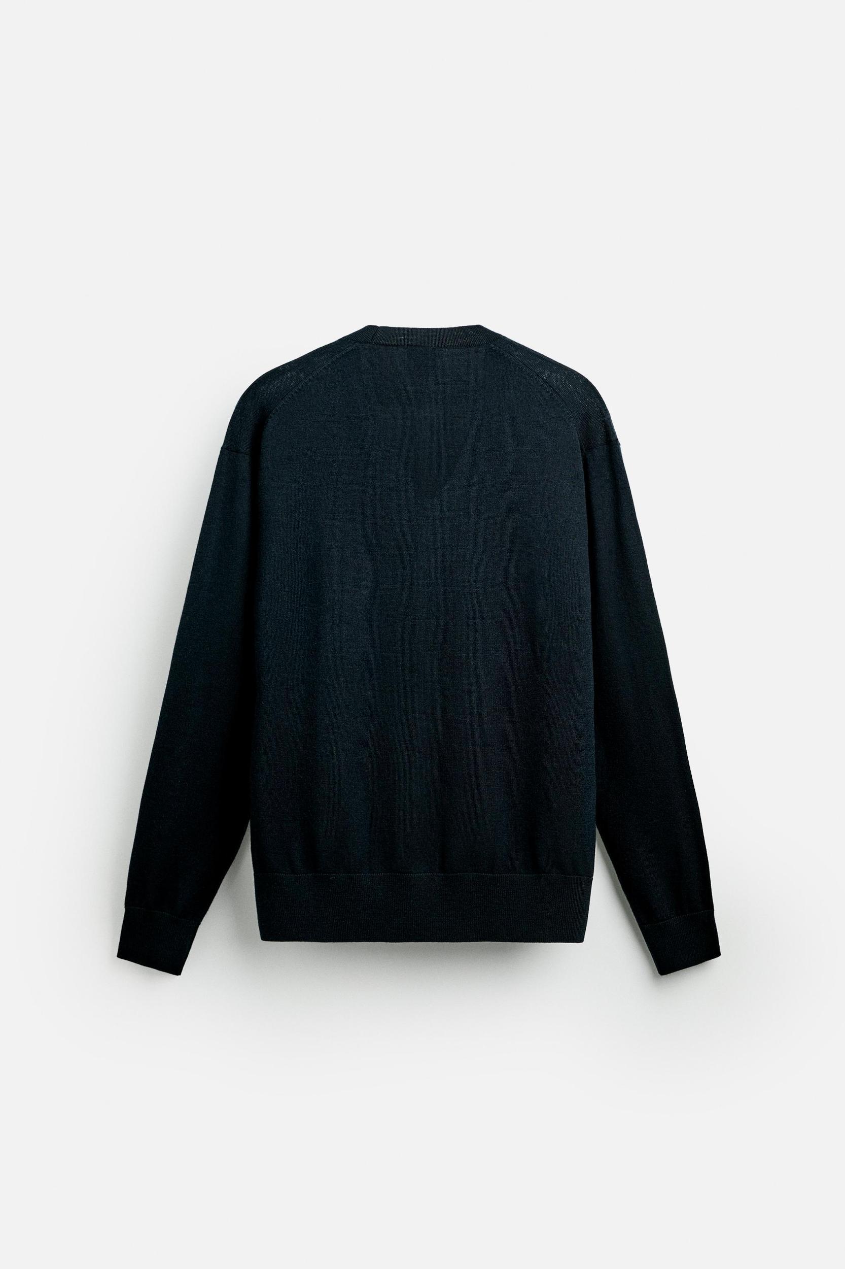 100% WOOL CARDIGAN LIMITED EDITION Product Image