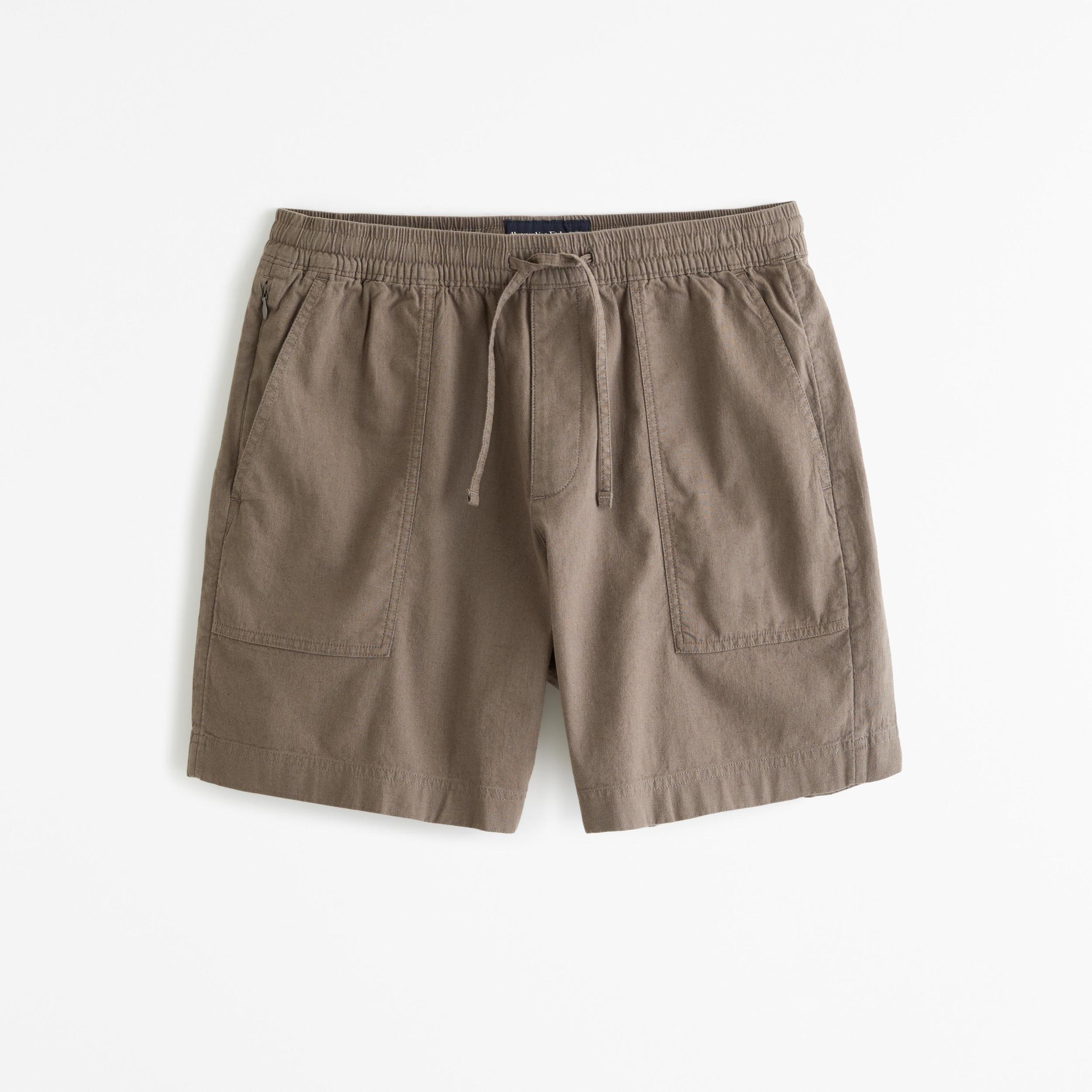 Relaxed Linen-Blend Pull-On Short Product Image