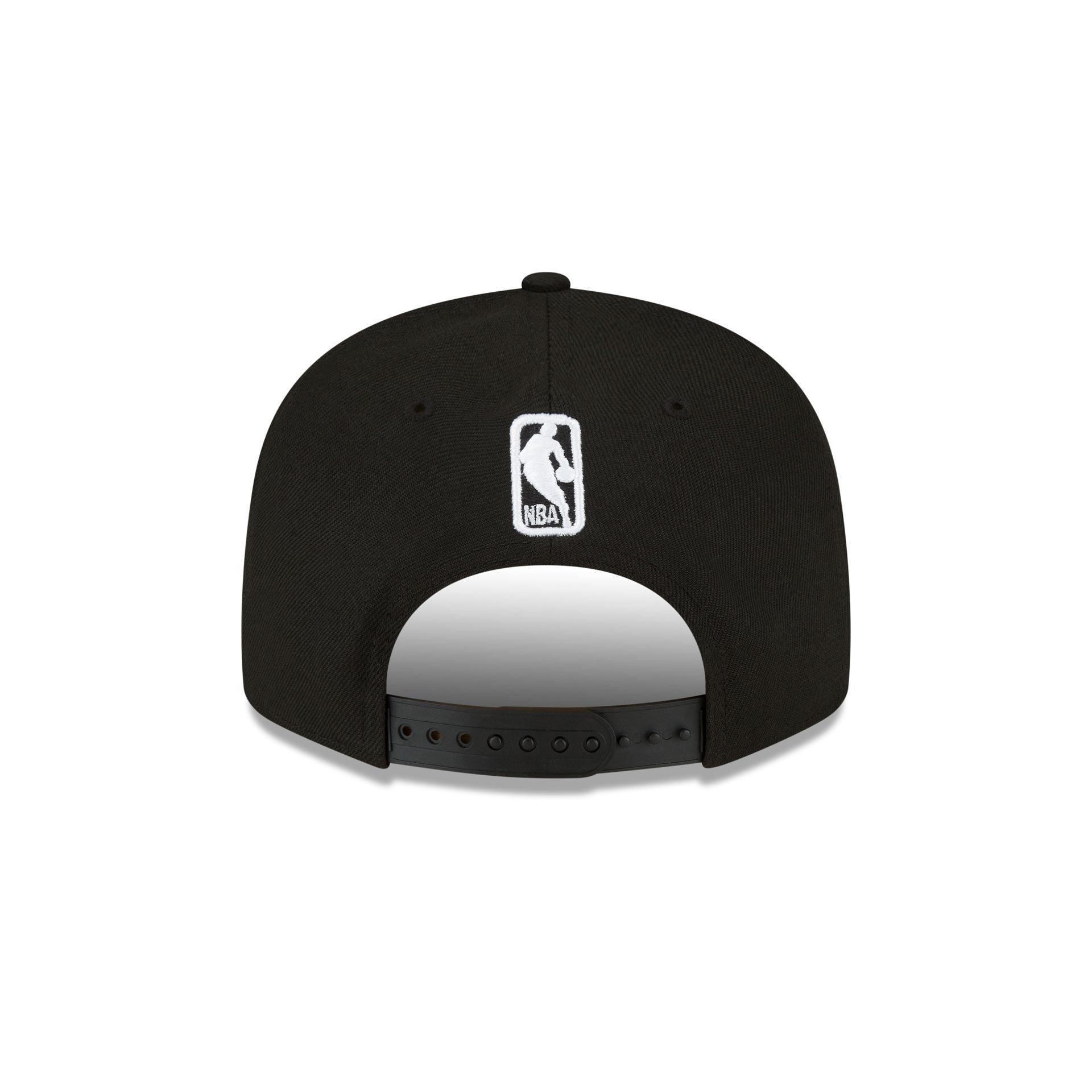 Cleveland Cavaliers Basic Black & White 9FIFTY Snapback Hat Male Product Image