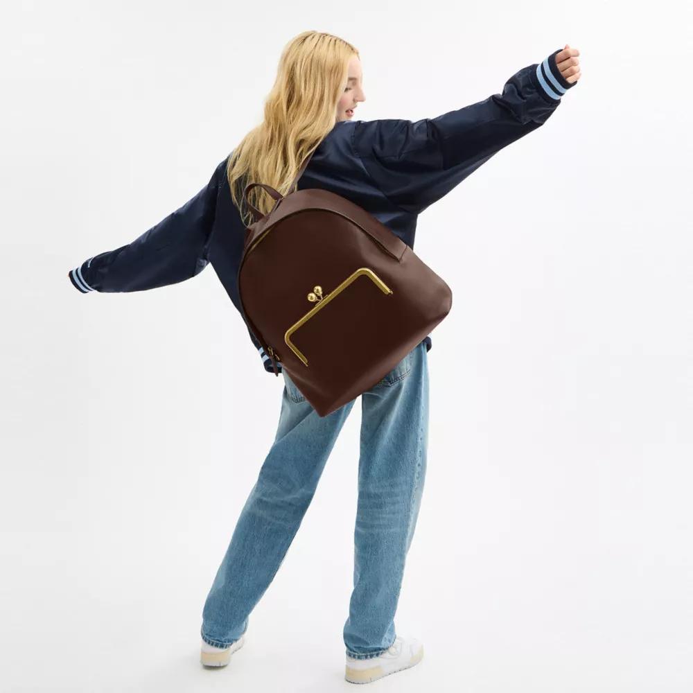 Kisslock Frame Backpack Product Image