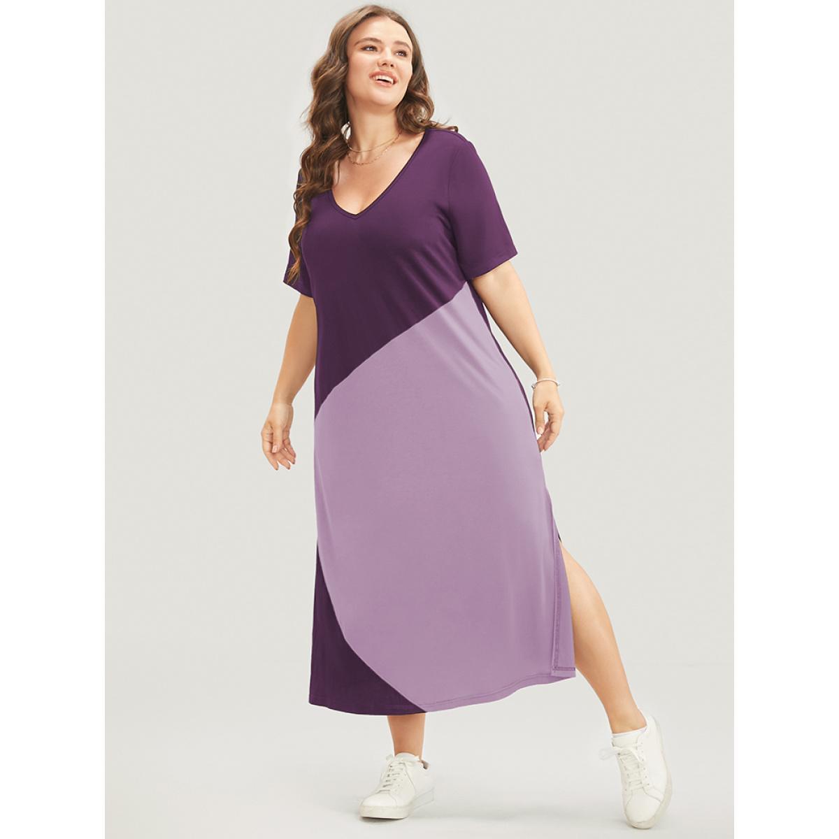 Plus Size Colorblock Contrast V Neck Pocket Split Hem Dress Eggplant Women Casual Contrast V-neck Short sleeve Curvy Midi Dress BloomChic 18-20/2X Product Image