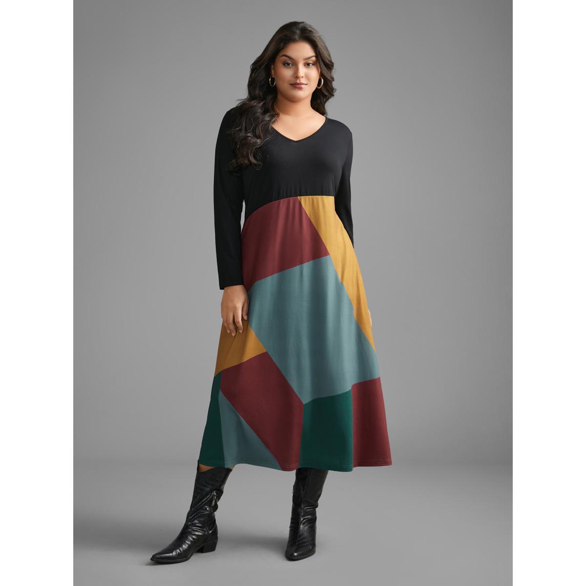 Plus Size Supersoft Essentials Colorblock Contrast Midi Dress Black Women Casual Contrast V-neck Long Sleeve Curvy BloomChic 26/4X Product Image