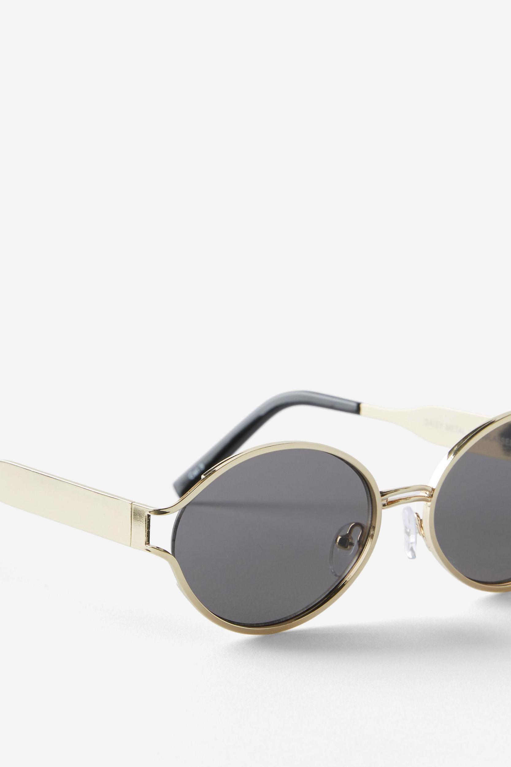 Daisy Metal Sunglasses Product Image