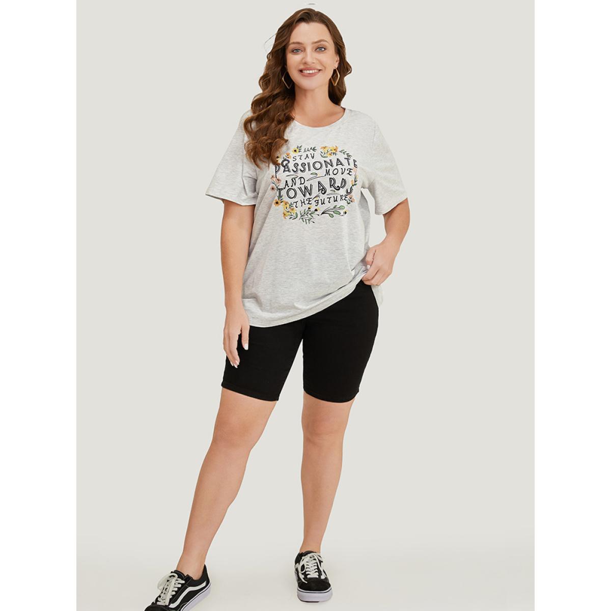 Plus Size Letter & Floral Print Slightly Stretchy Graphic Tee LightGray Women Casual Natural Flowers Dailywear T-shirts BloomChic 26/4X Product Image