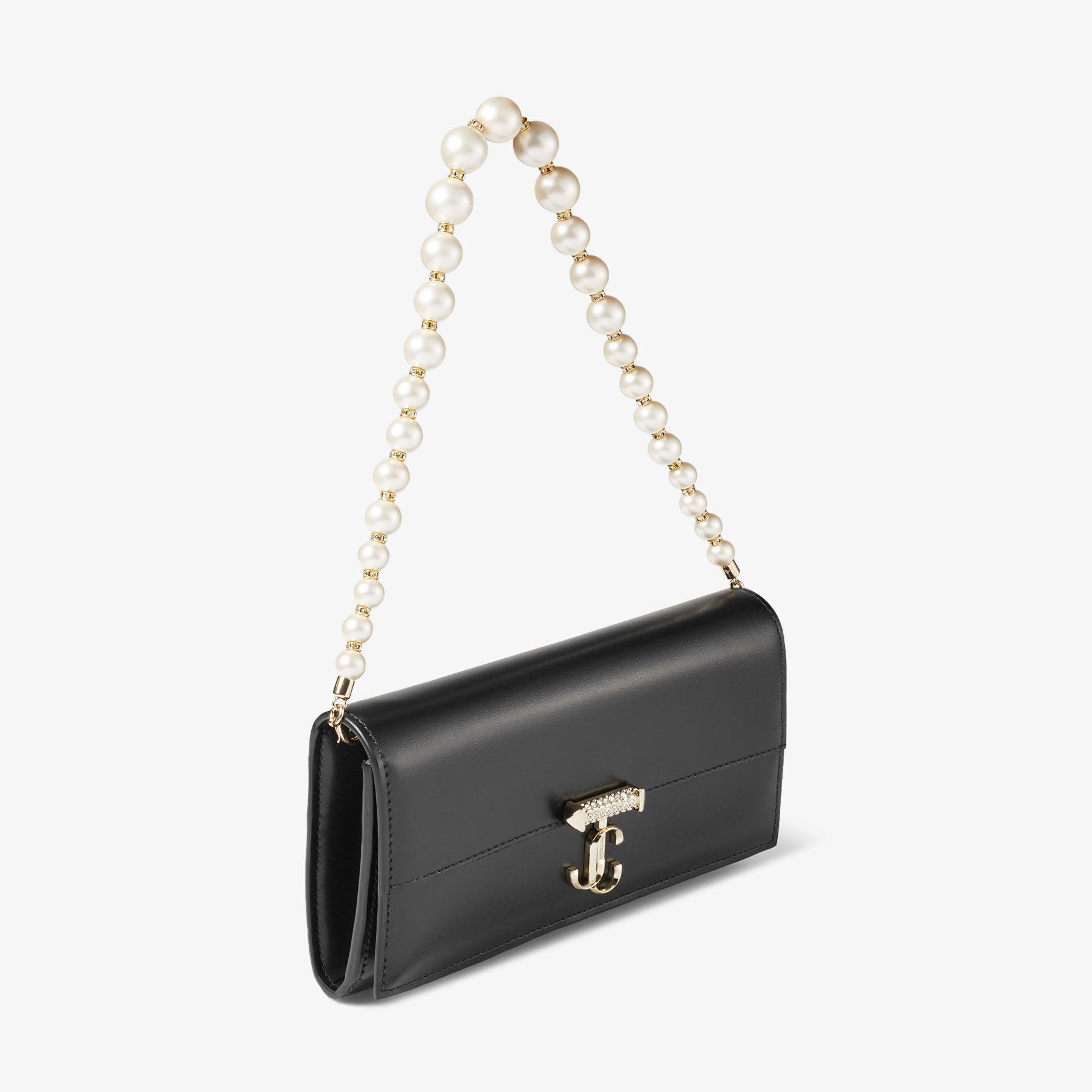 Avenue Wallet with Chain Product Image