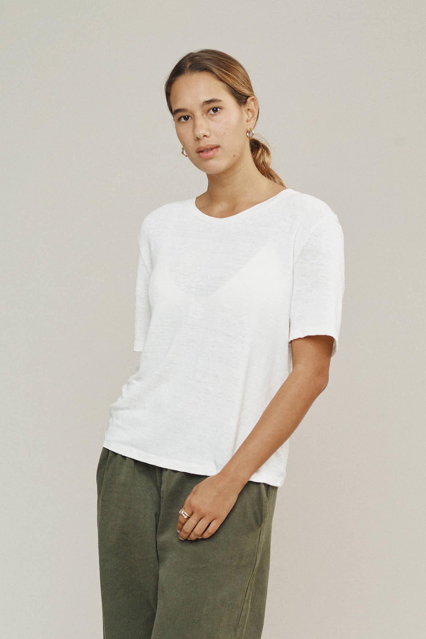 Dakota - 100% Hemp Cropped Tee Female Product Image