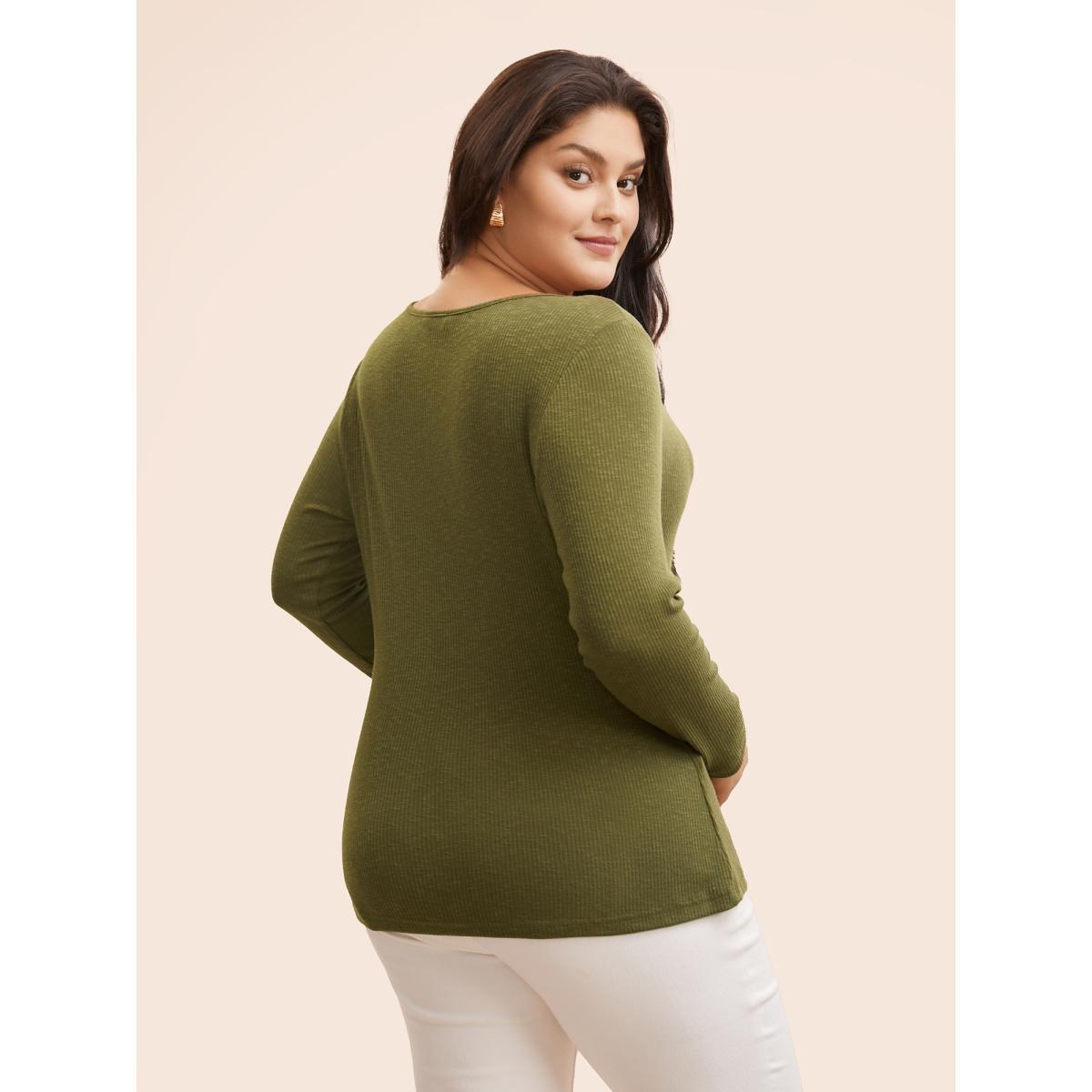 Plus Size Solid Pit Strip Cut Out T-shirt Moss Women Elegant Cut-Out Round Neck Skinny Everyday T-shirts BloomChic 10/M Product Image