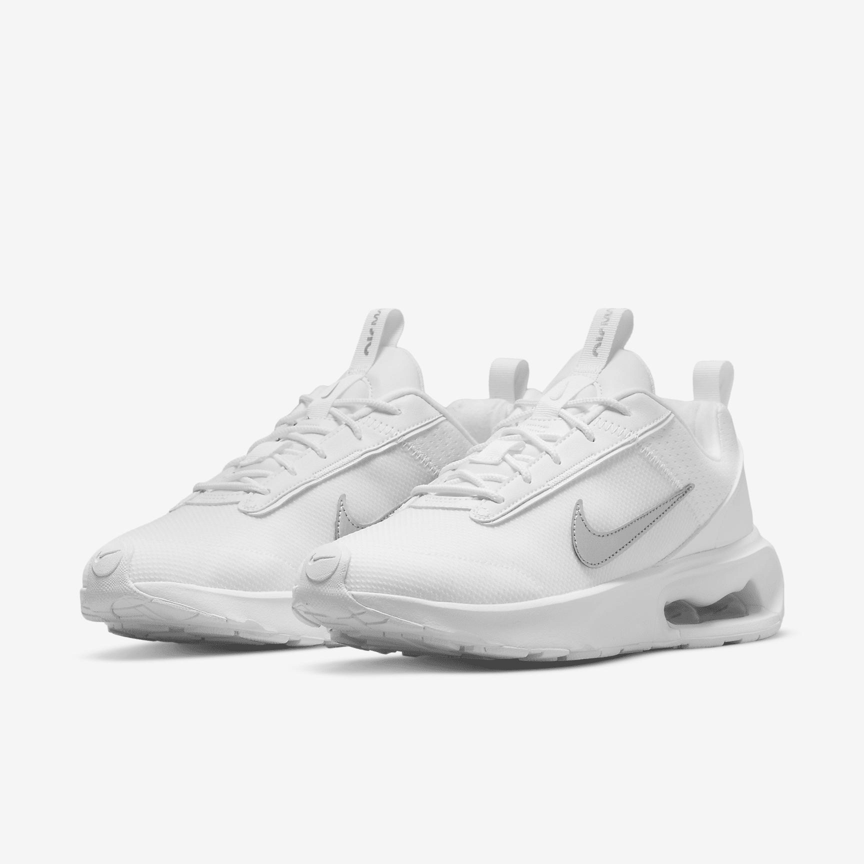 Nike Women's Air Max INTRLK Lite Shoes Product Image
