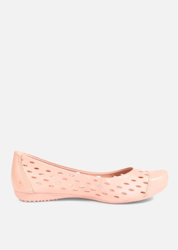 Grand Leather Comfort Flats Product Image