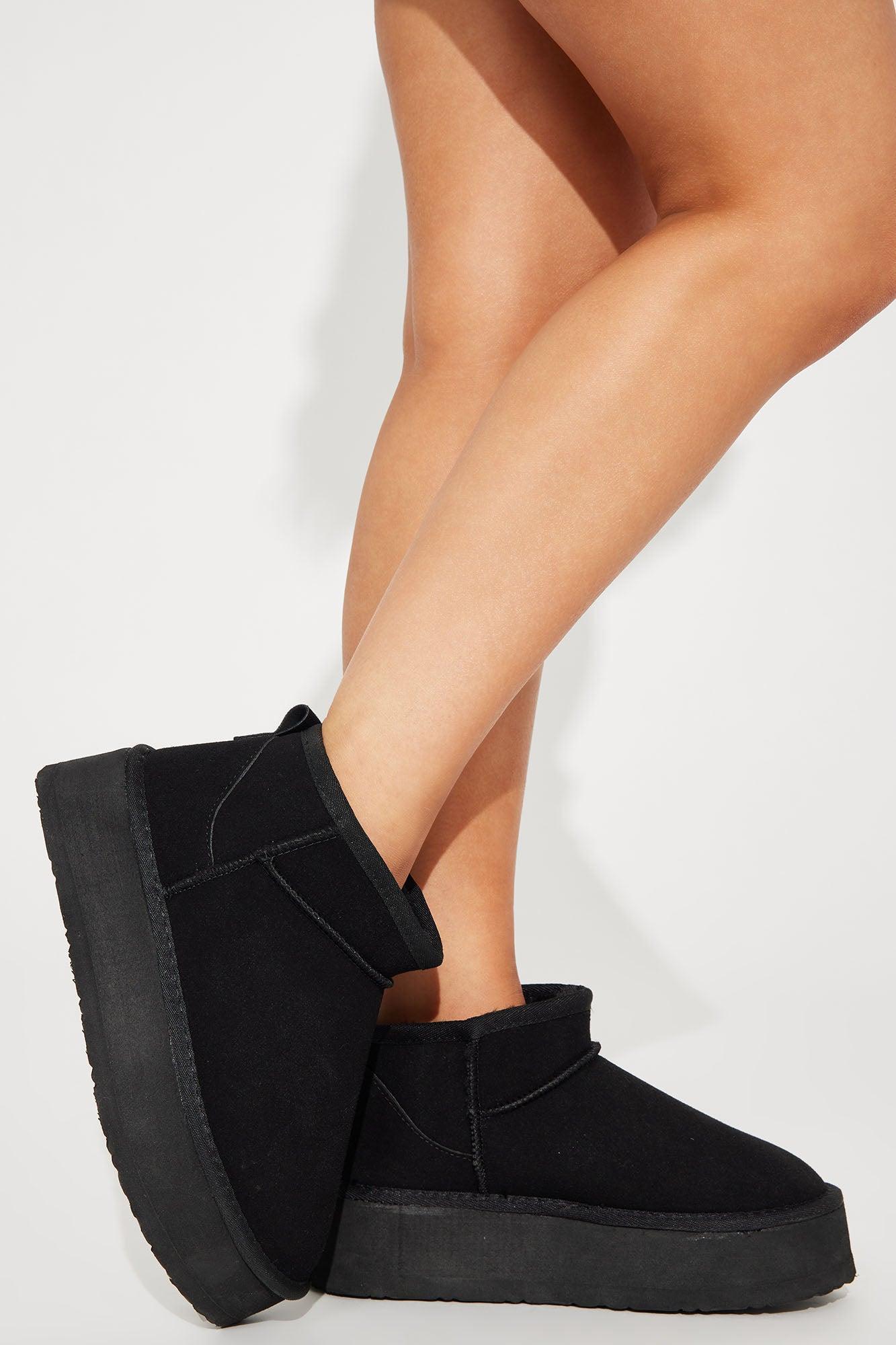 Major Trendsetter Booties - Black Product Image