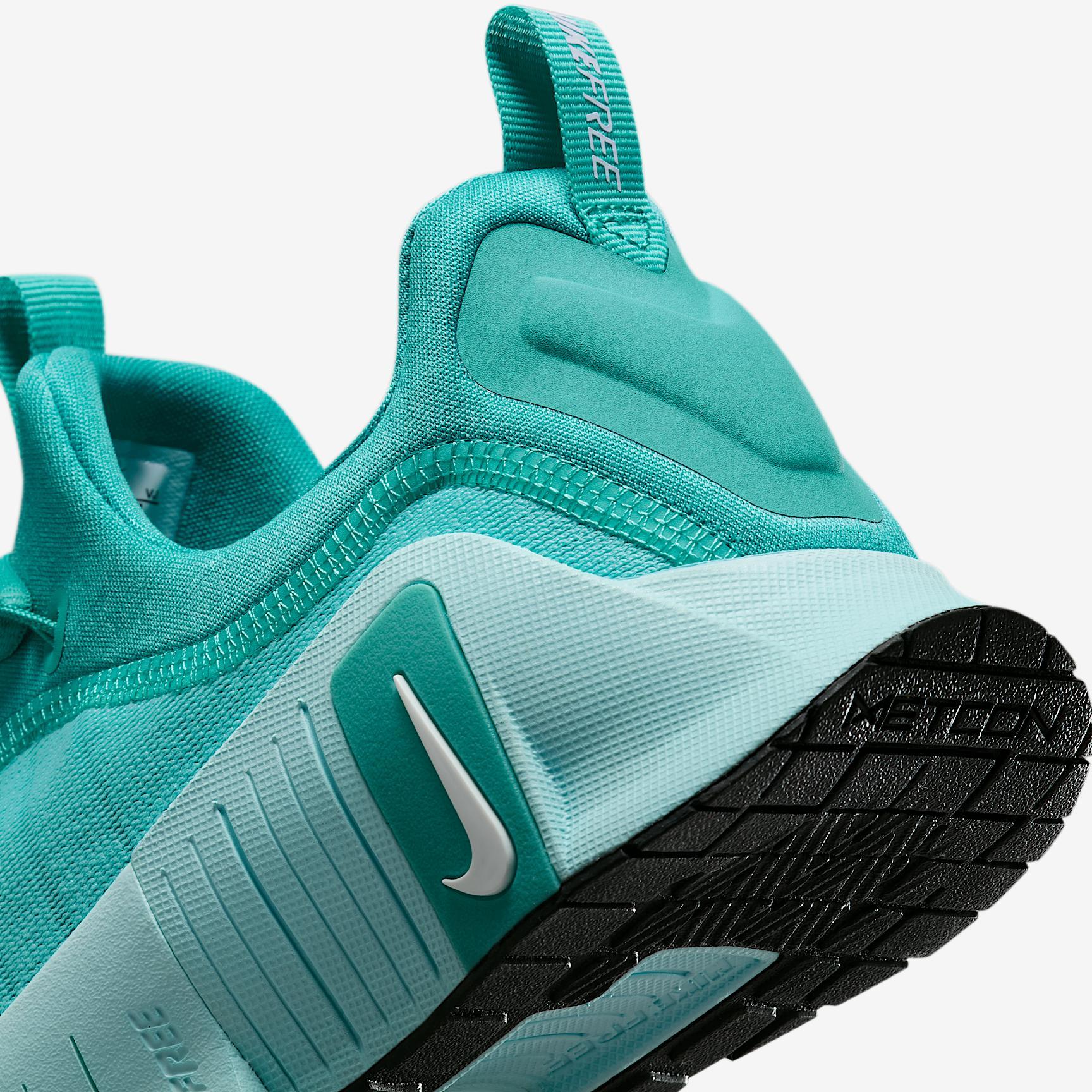 Nike Women's Free Metcon 6 Workout Shoes Product Image