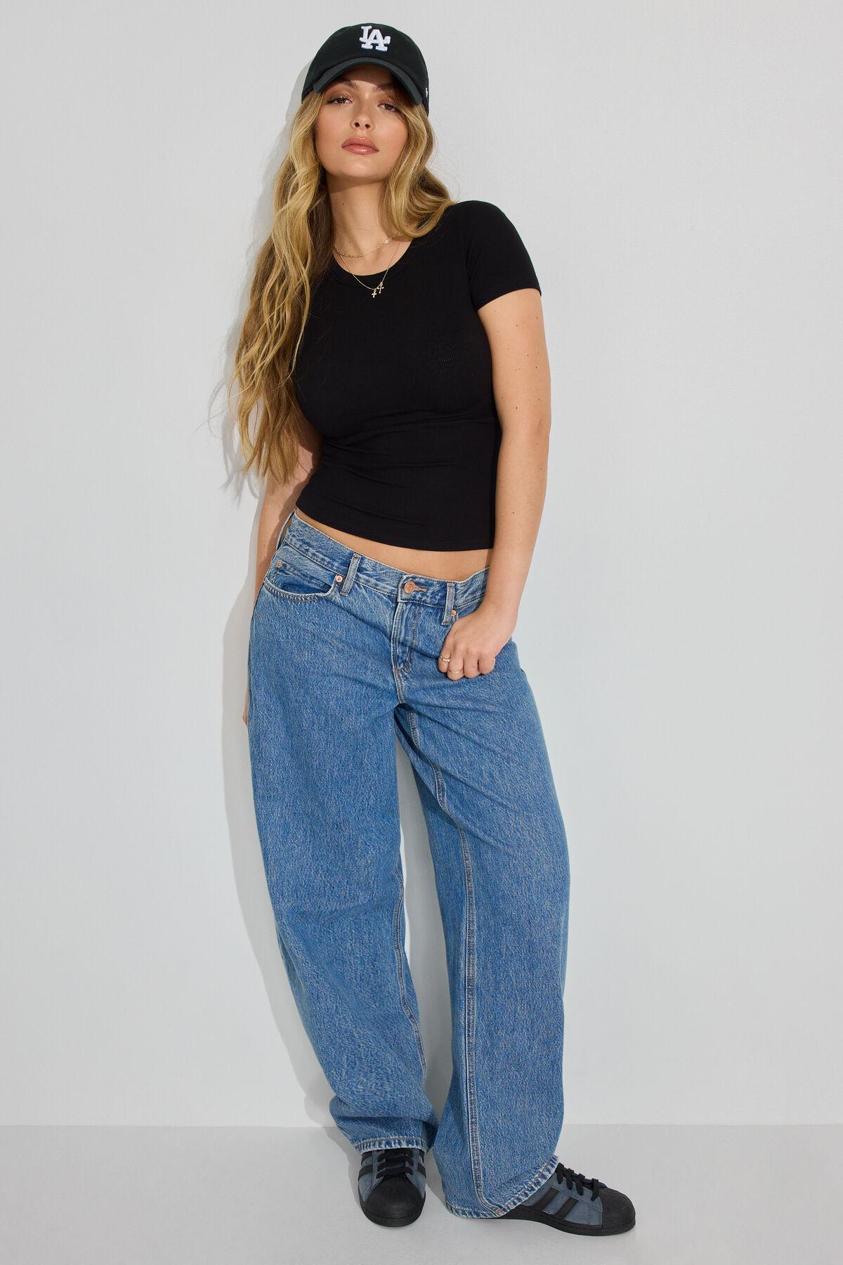 Rylee Ribbed Crewneck T Shirt Product Image