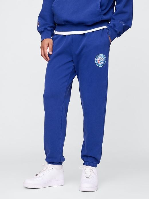 NBA Philadelphia Sixers Logo Heavyweight Joggers Product Image