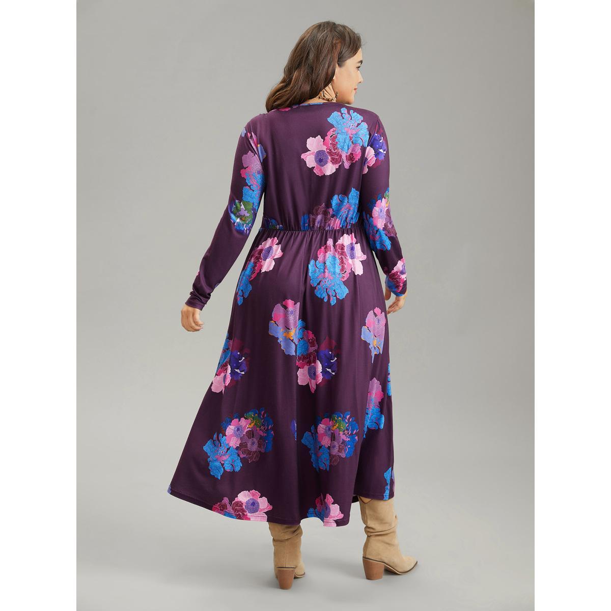 Plus Size Floral Twist Front Elastic Waist Pleated Dress RedViolet Women Resort Printed V-neck Long Sleeve Curvy Midi Dress BloomChic 30/6X Product Image
