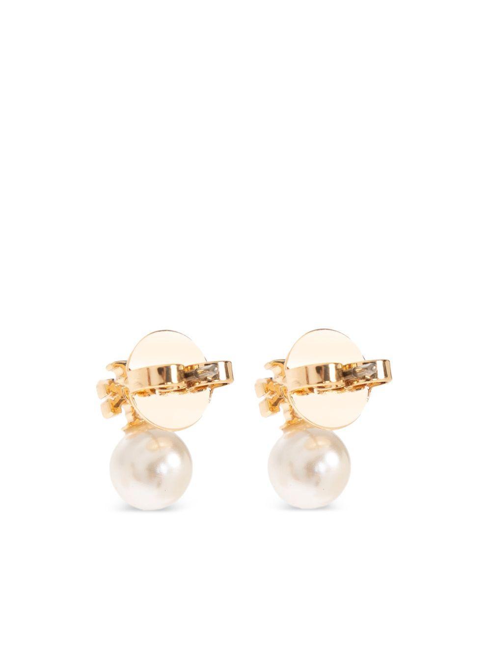 Pearl stud earrings  Product Image