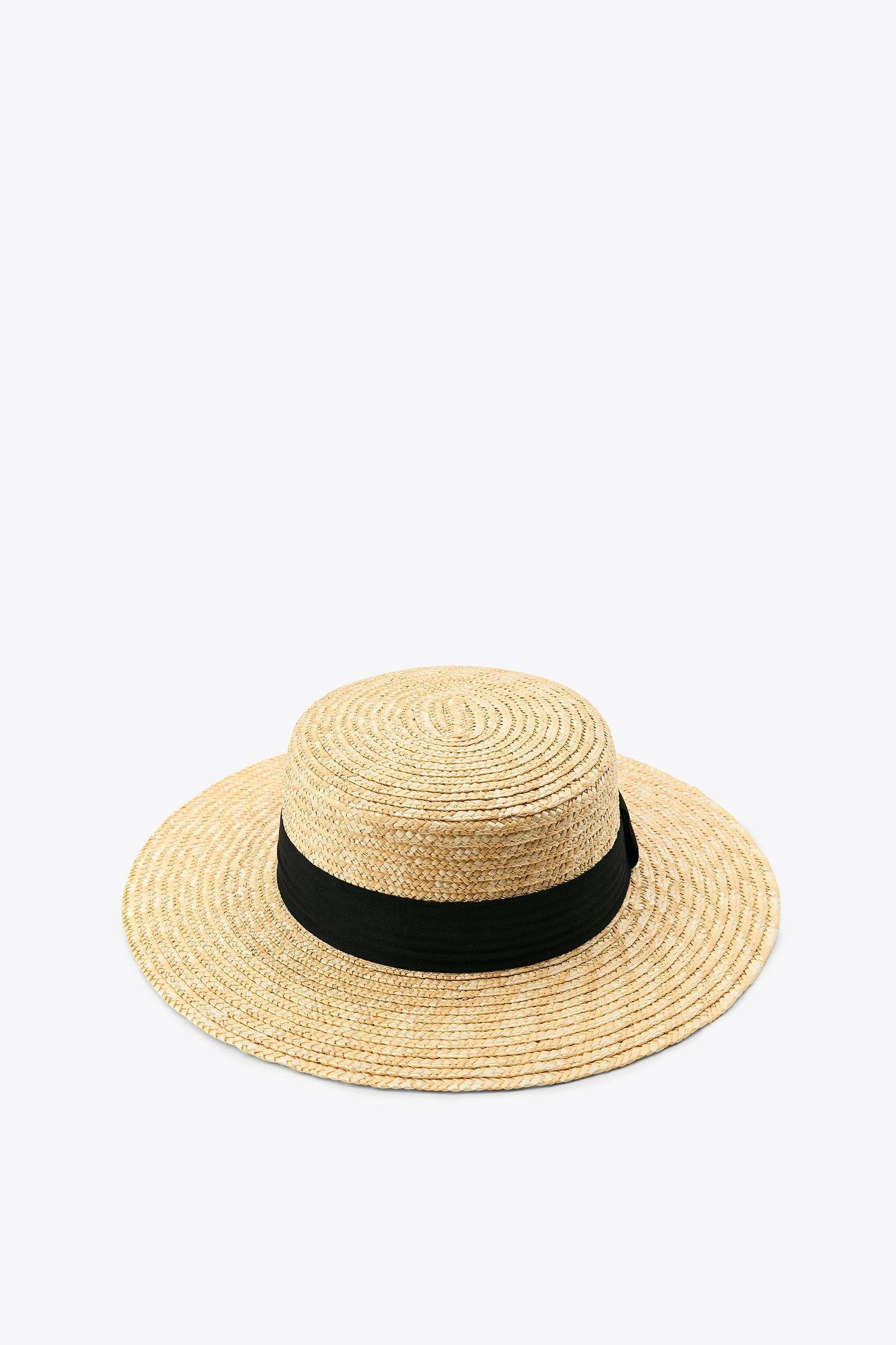 HAT WITH CONTRASTING BAND Product Image