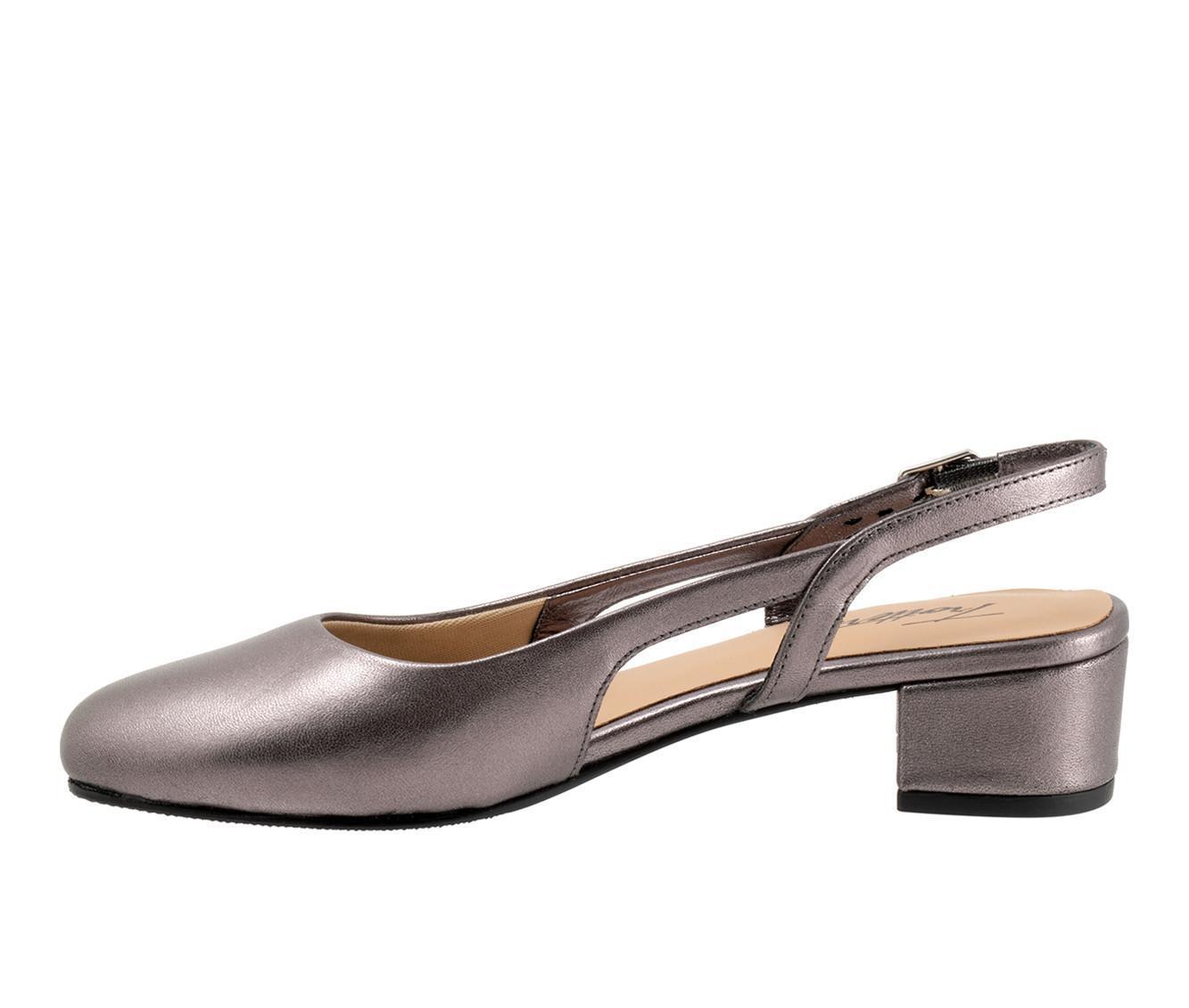Women's Trotters Dottie Pumps Product Image