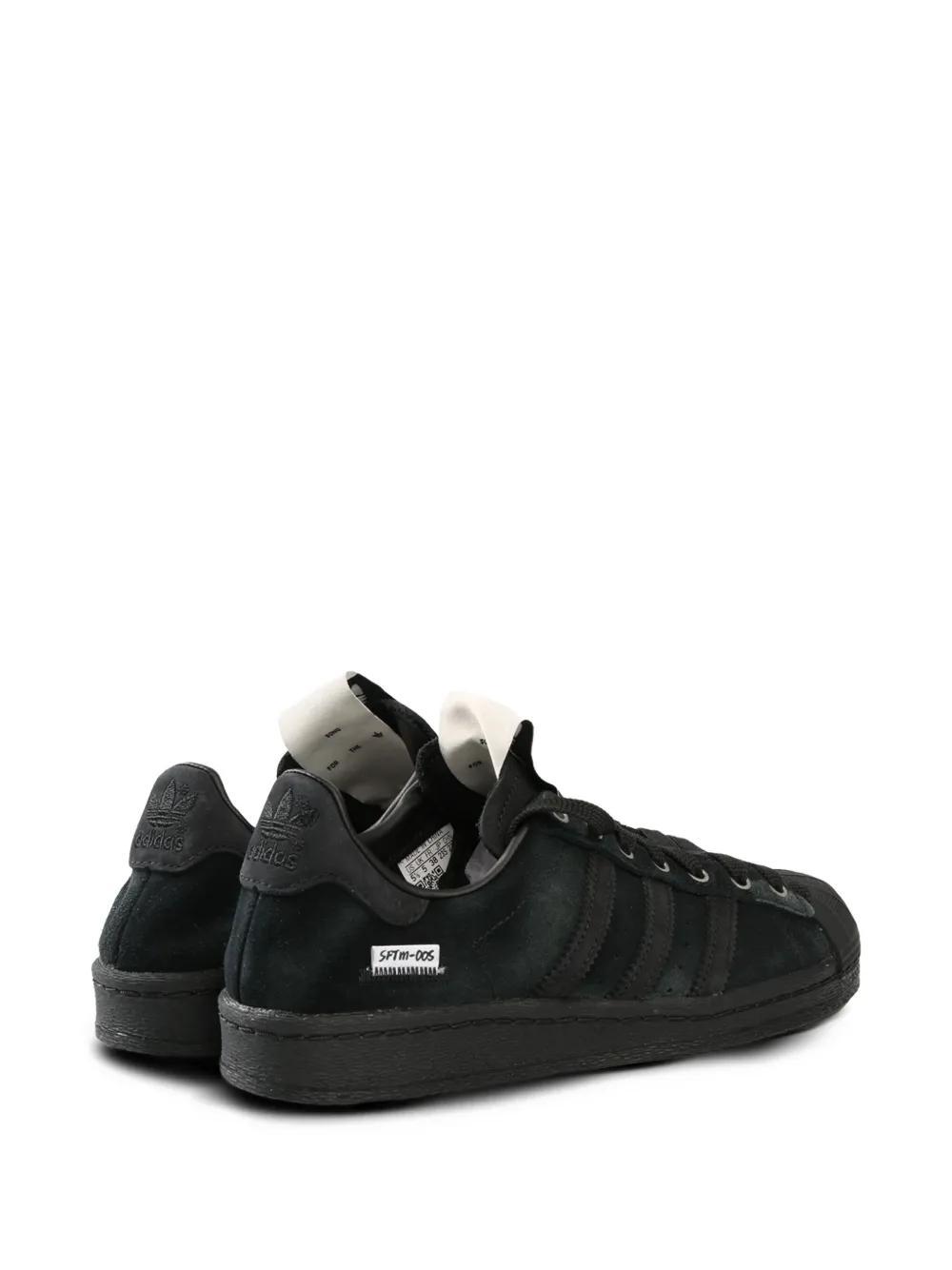 Superstar trainers  Product Image