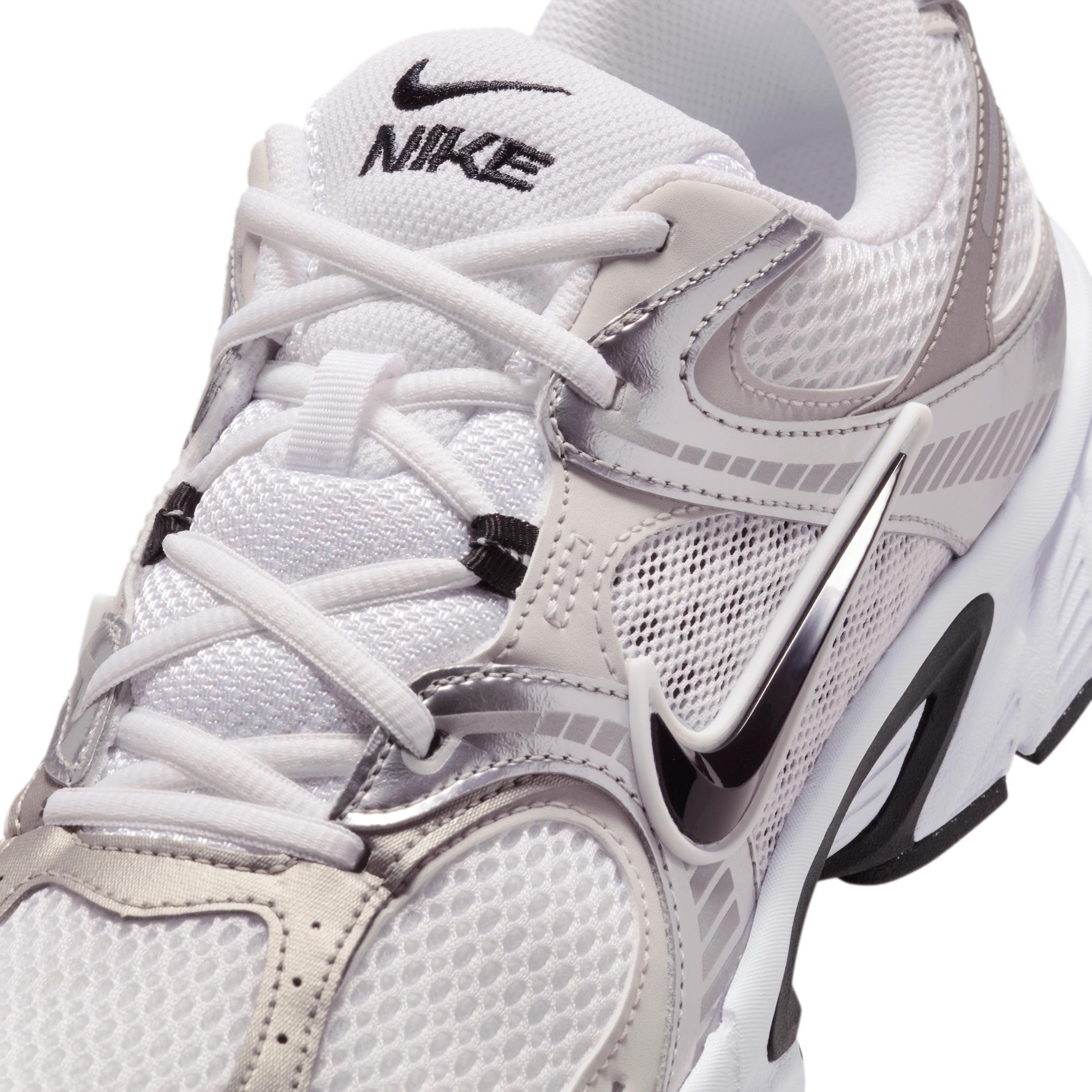 Nike Men's V5 RNR Shoes Product Image