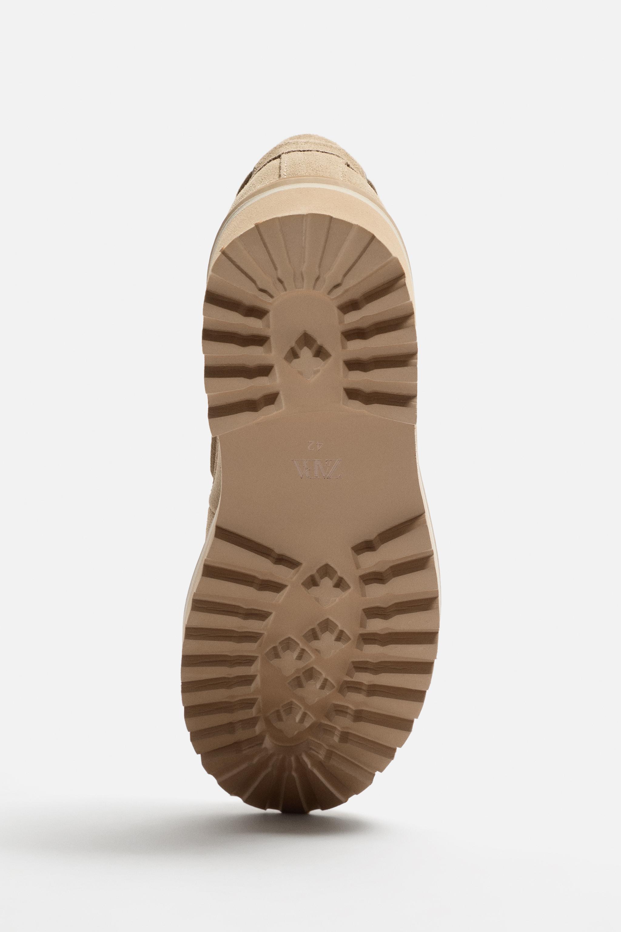 LEATHER BOAT SHOES Product Image
