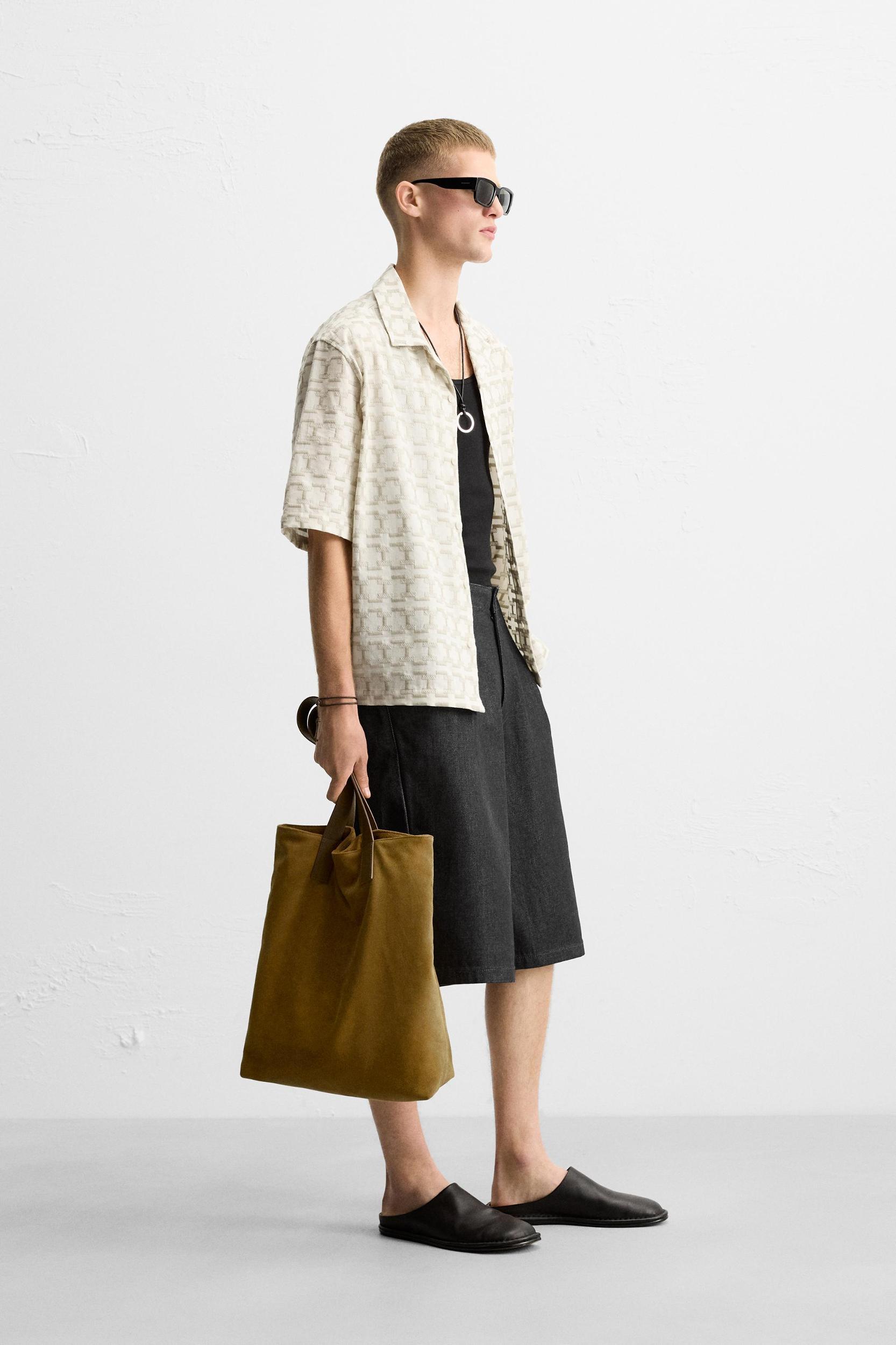 GEOMETRIC EMBROIDERED SHIRT Product Image