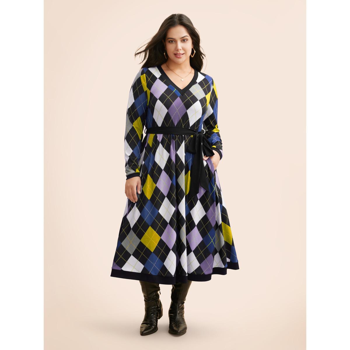 Plus Size V Neck Colorblock Contrast Belted Dress DarkBlue Women Casual Belted V-neck Long Sleeve Curvy BloomChic 28/5X Product Image