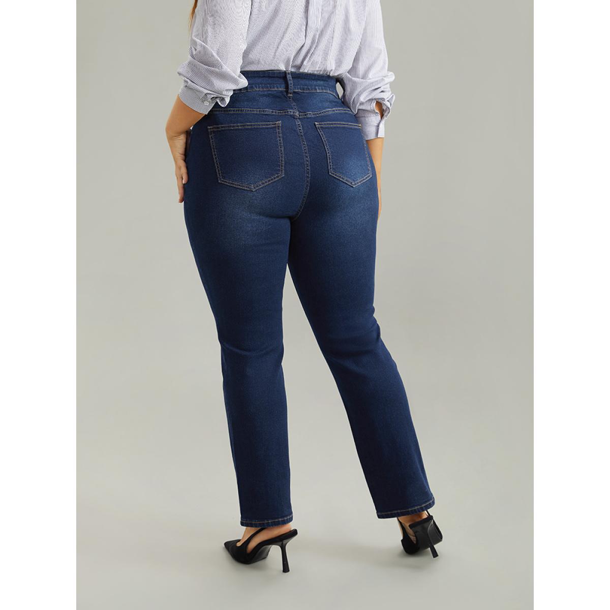 Plus Size Straight Leg Dark Wash Zipper Fly Jeans Women DarkBlue Casual Plain Pocket High stretch Pocket Jeans BloomChic 12/L Product Image