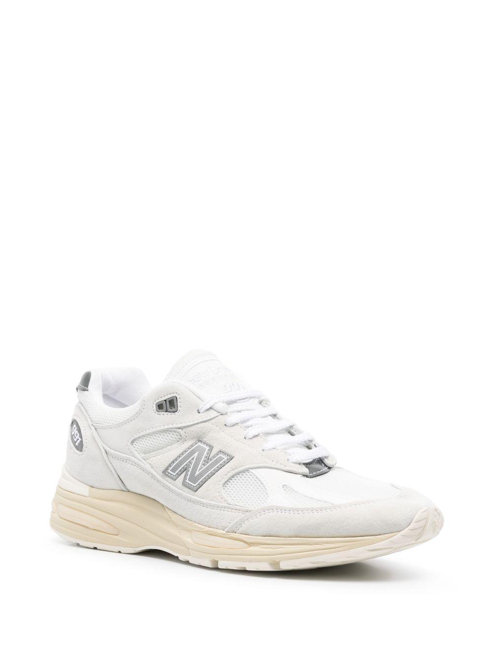 991v2 sneakers Product Image