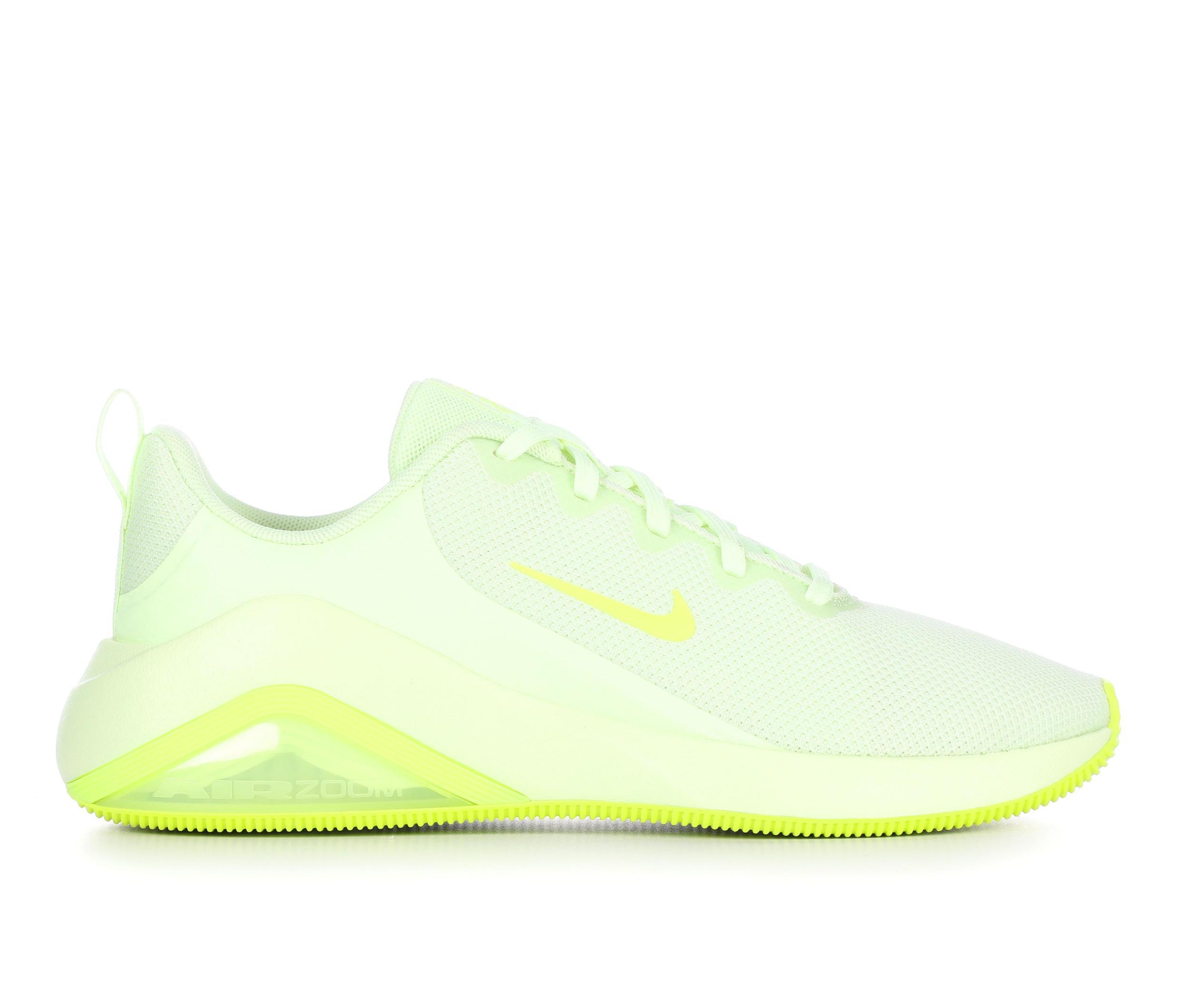 Women's Nike Air Bella 7 Training Shoes Product Image