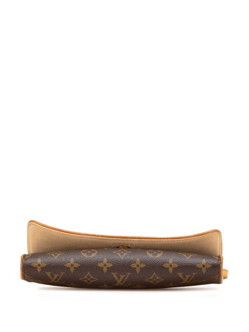 2000 Monogram Pochette Twin GM crossbody bag Product Image