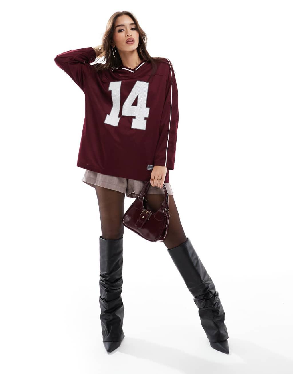 Stradivarius long sleeve sports jersey in burgundy Product Image