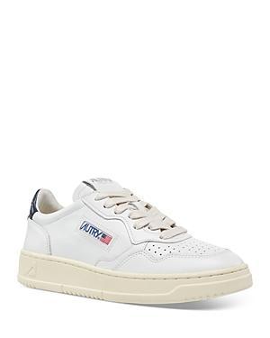 Autry Womens Medalist Low Top Sneakers Product Image