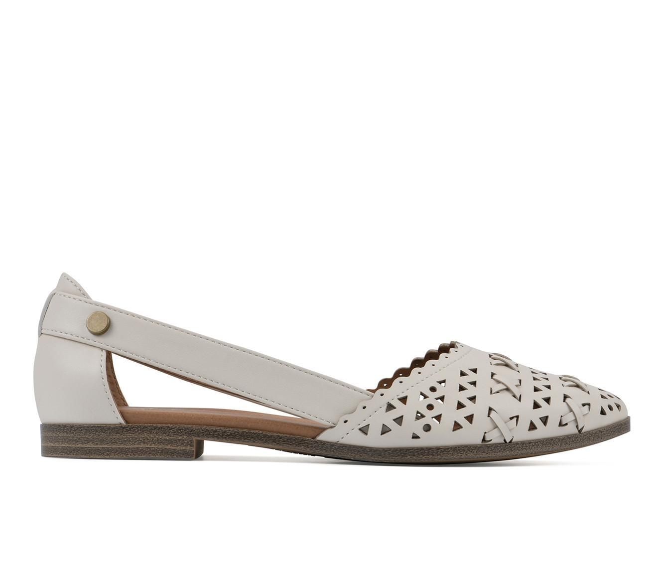 Women's White Mountain Nobler Flats Product Image