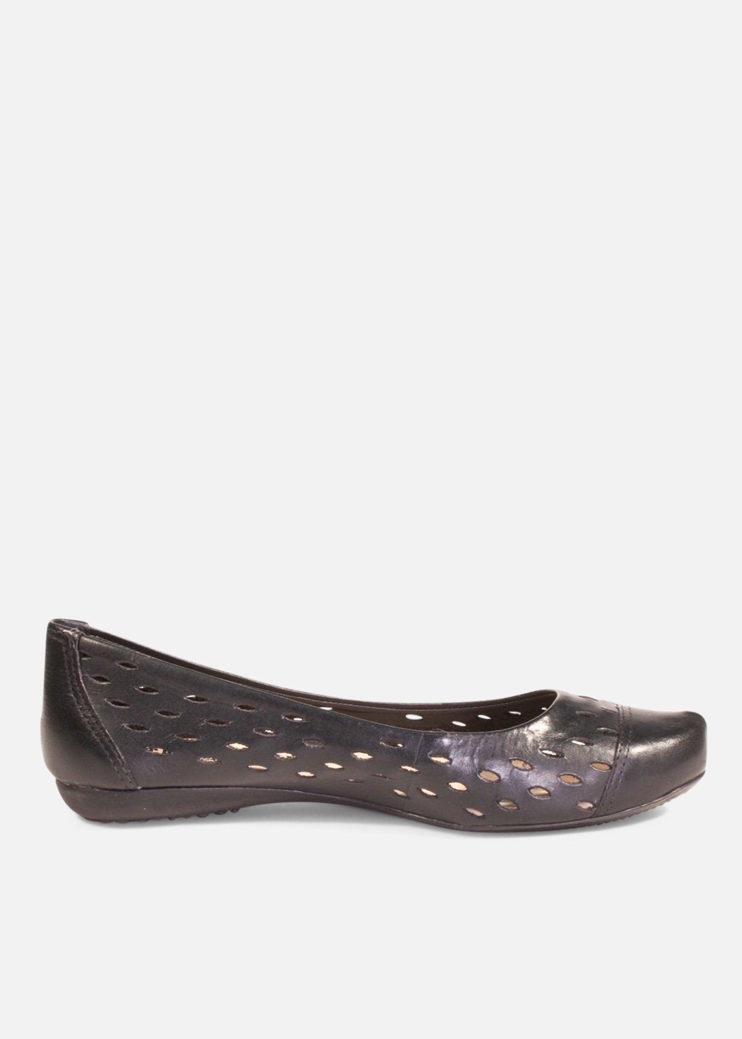 Grand Leather Comfort Flats Product Image