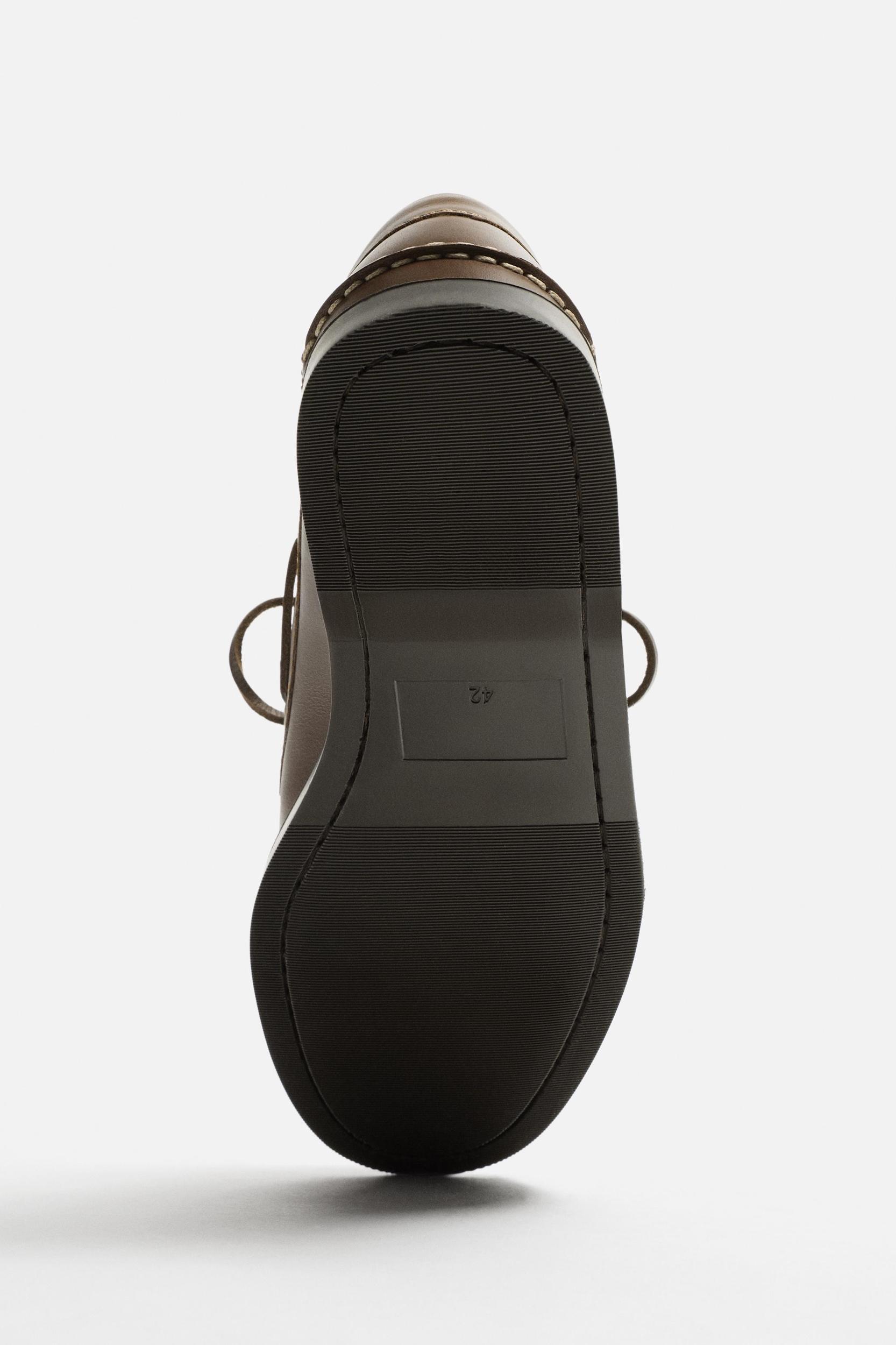 LEATHER BOAT SHOES Product Image