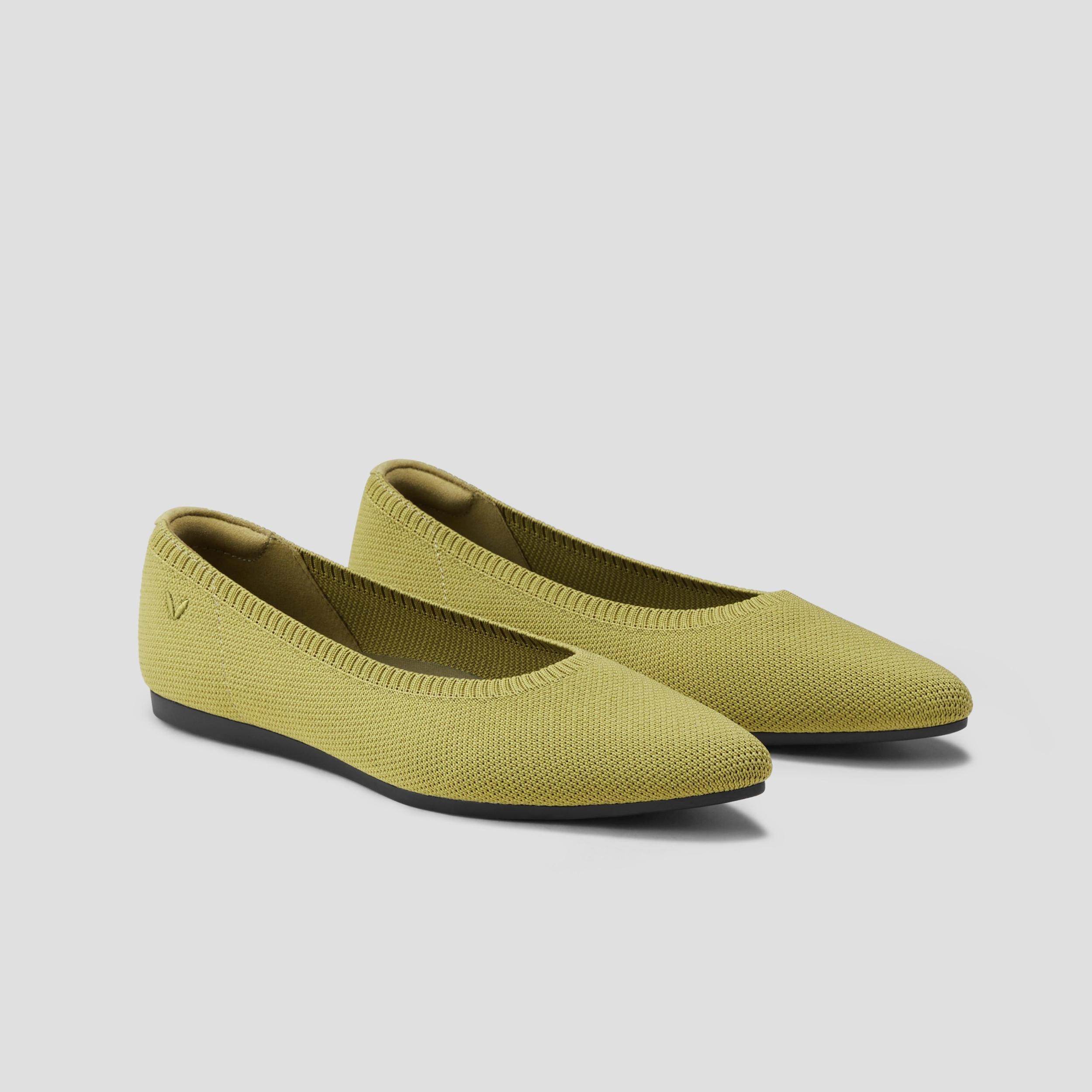 Pointed-Toe Ballet Flats (Aria 5°) Product Image
