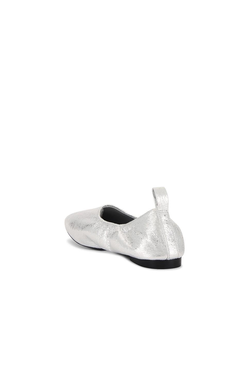 Crinkle Metallic Riad Flat SIMONMILLER Product Image