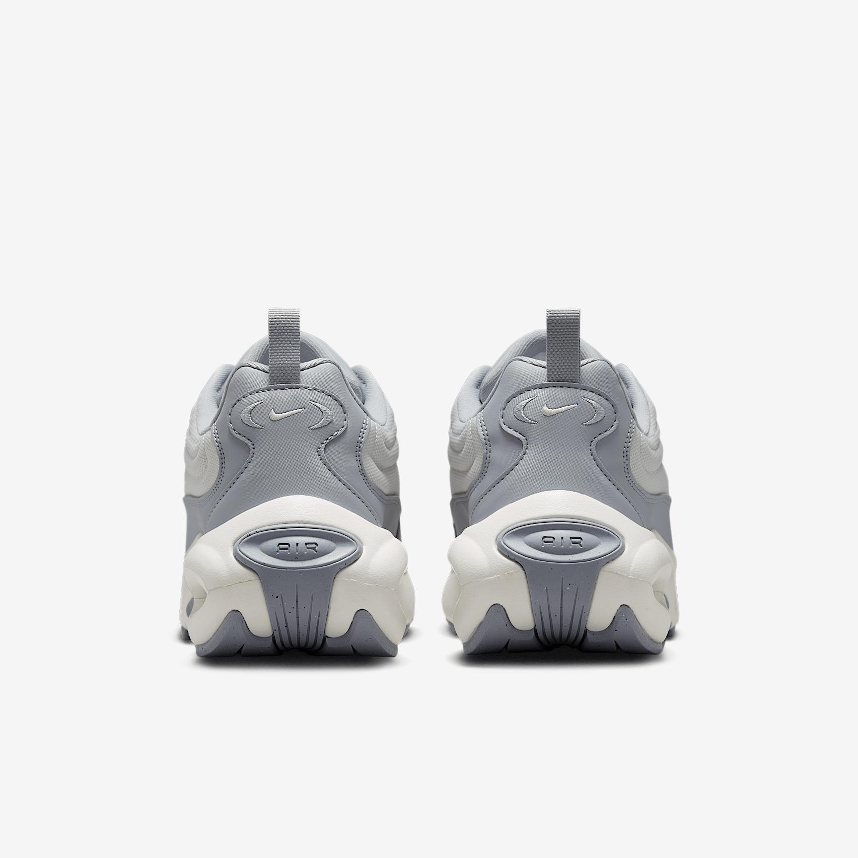 Nike Air Max Portal Women's Shoes Product Image