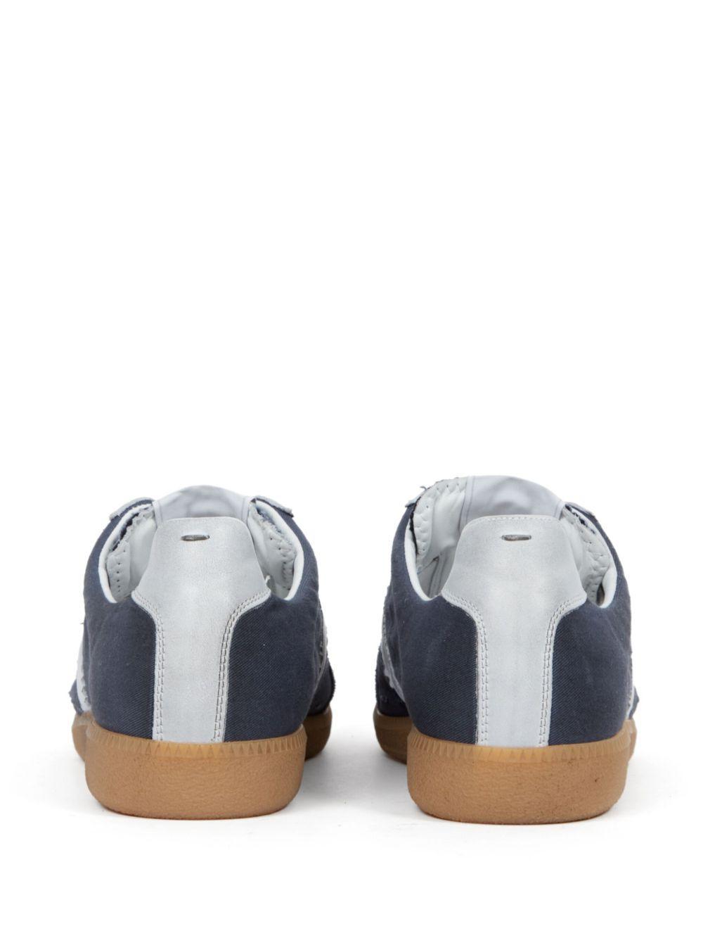 Replica sneakers Product Image